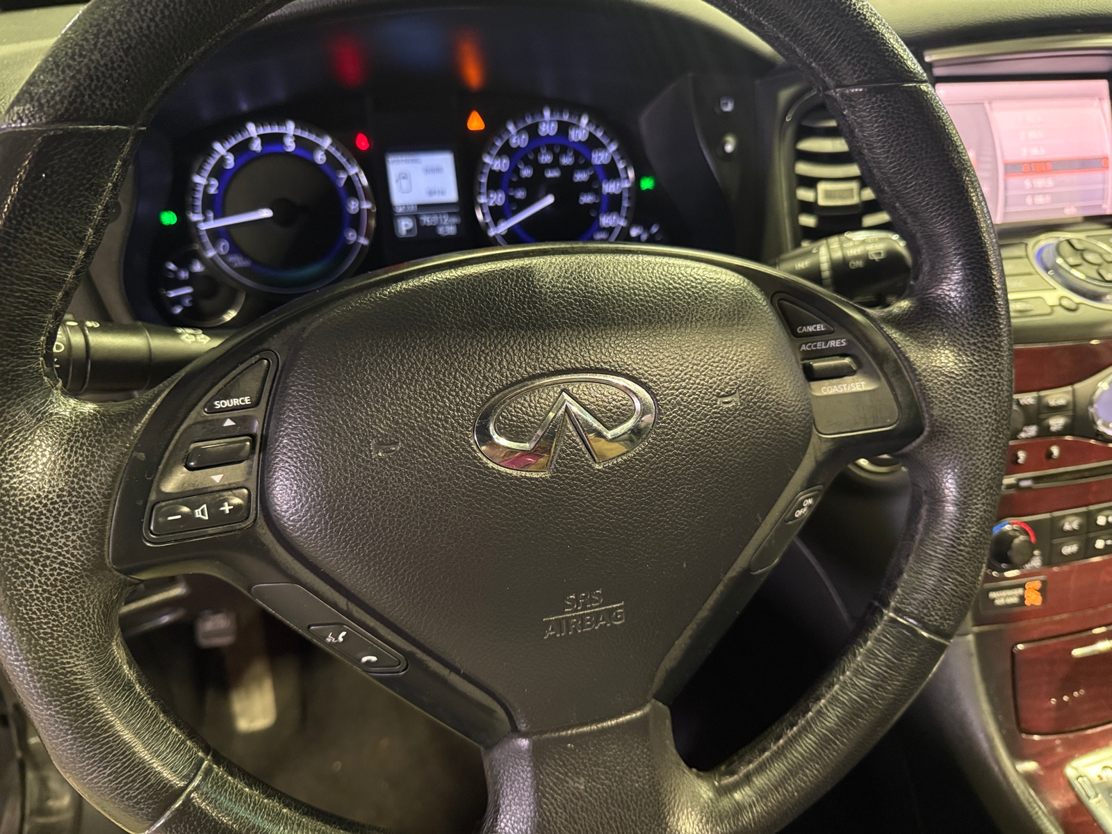 Thumbnail: 2017 INFINITI QX50 - 4