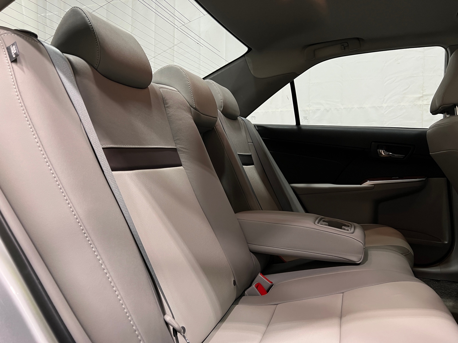 Thumbnail: 2014 Toyota Camry - 6