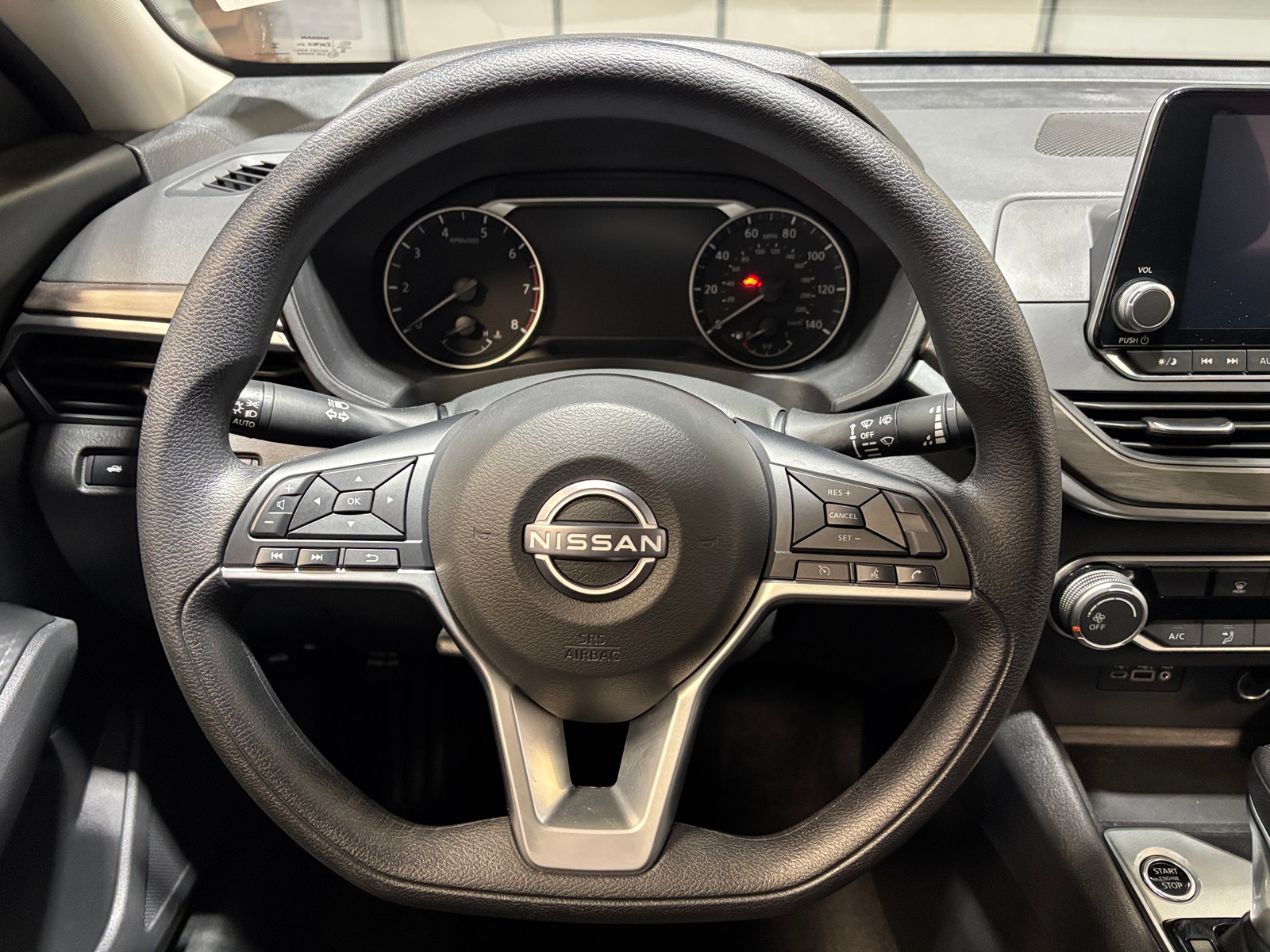 Thumbnail: 2025 Nissan Altima - 5