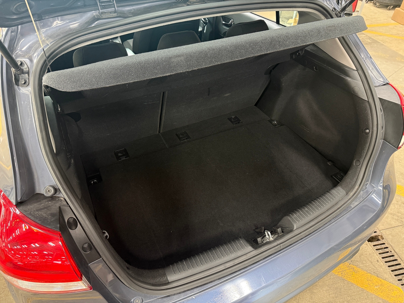 Thumbnail: 2016 Kia Forte - 7