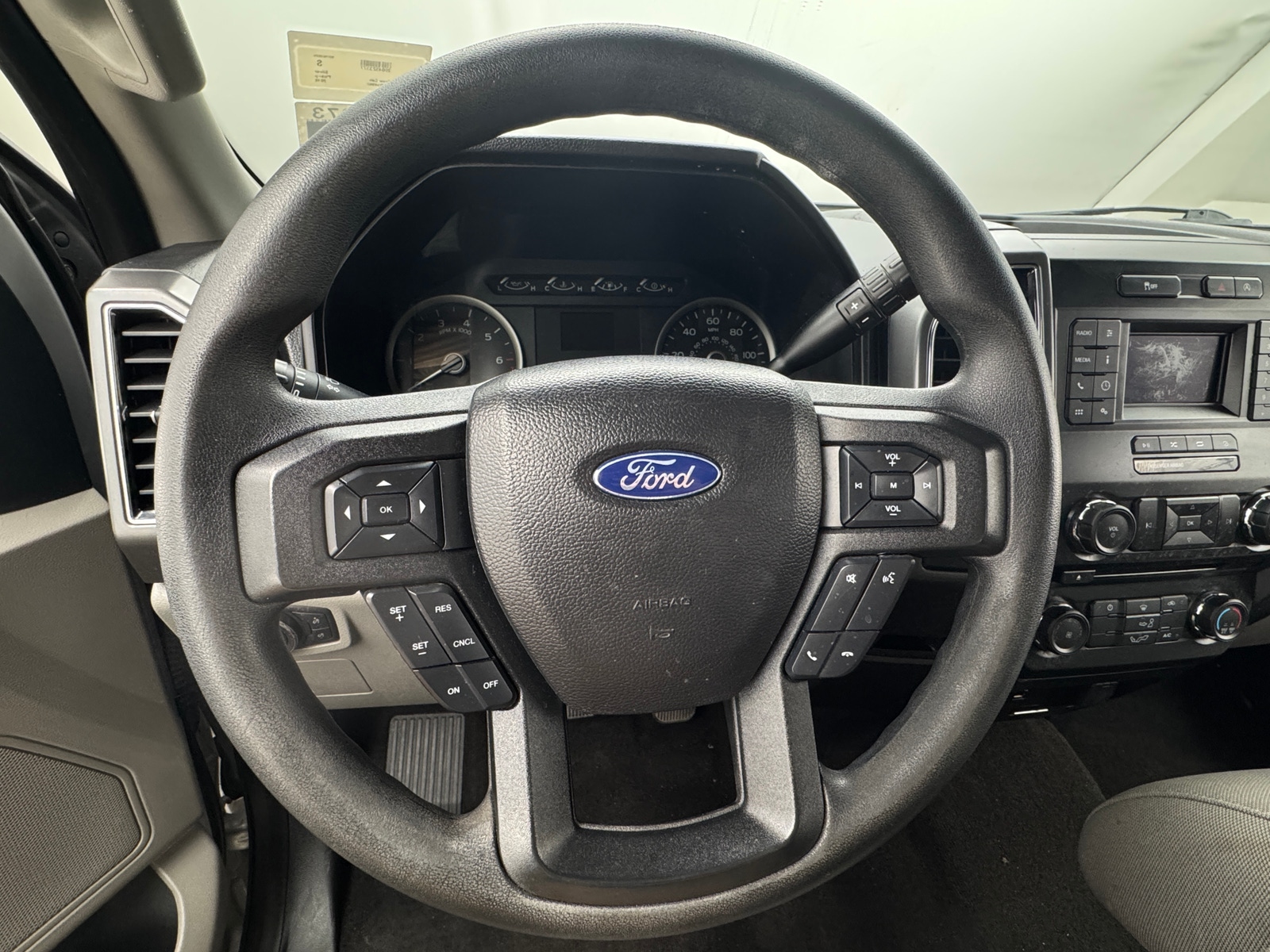 Thumbnail: 2018 Ford Econoline - 5