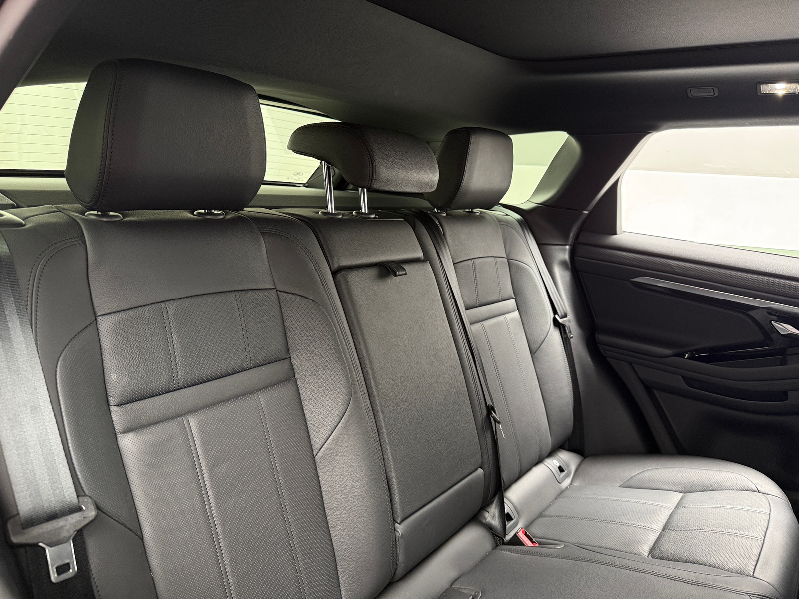 Thumbnail: 2023 Land Rover Range Rover Evoque - 5