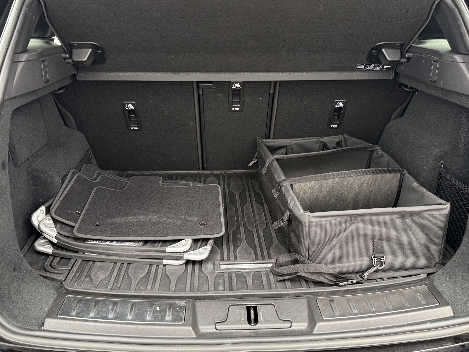 Thumbnail: 2023 Land Rover Range Rover Evoque - 6