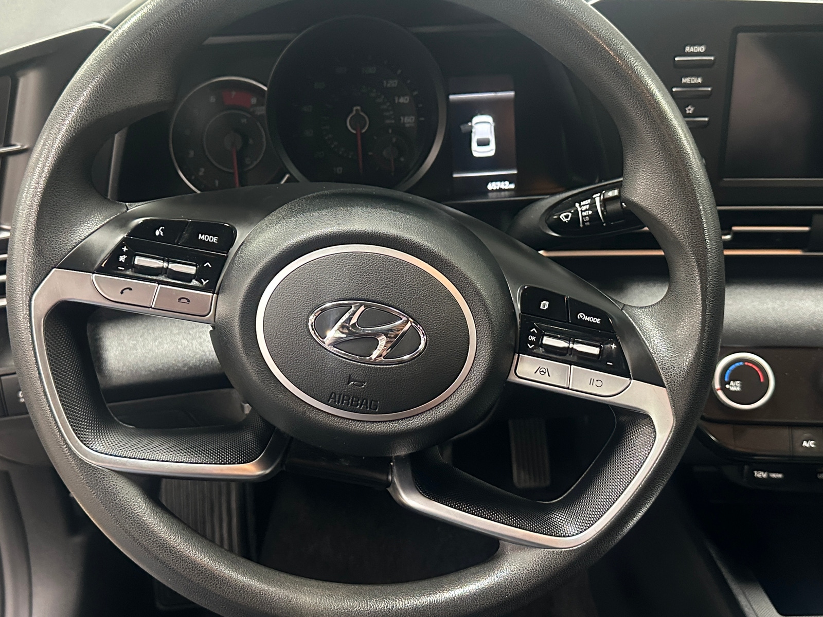 Thumbnail: 2021 Hyundai Elantra - 5