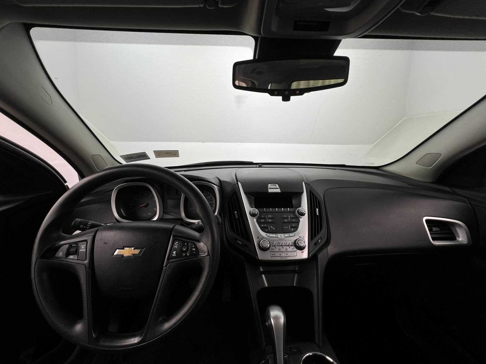 Thumbnail: 2015 Chevrolet Equinox - 3