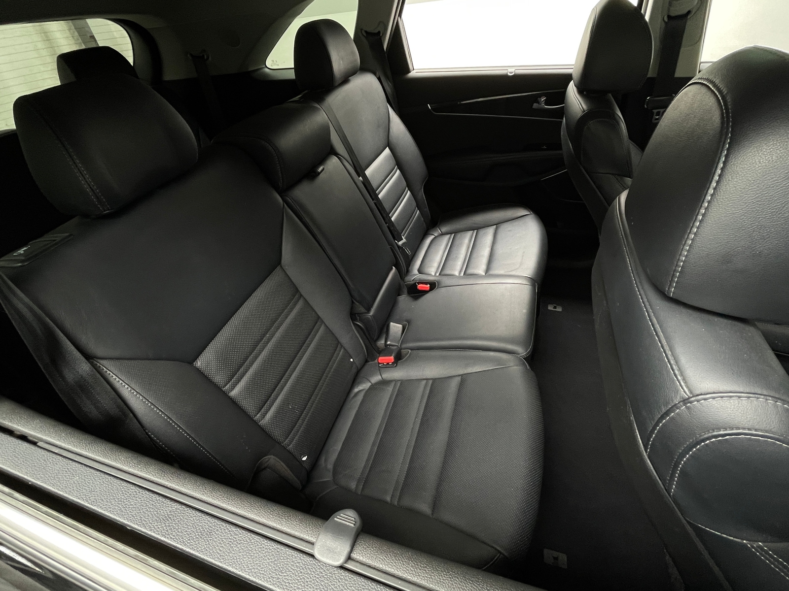 Thumbnail: 2018 Kia Sorento - 5