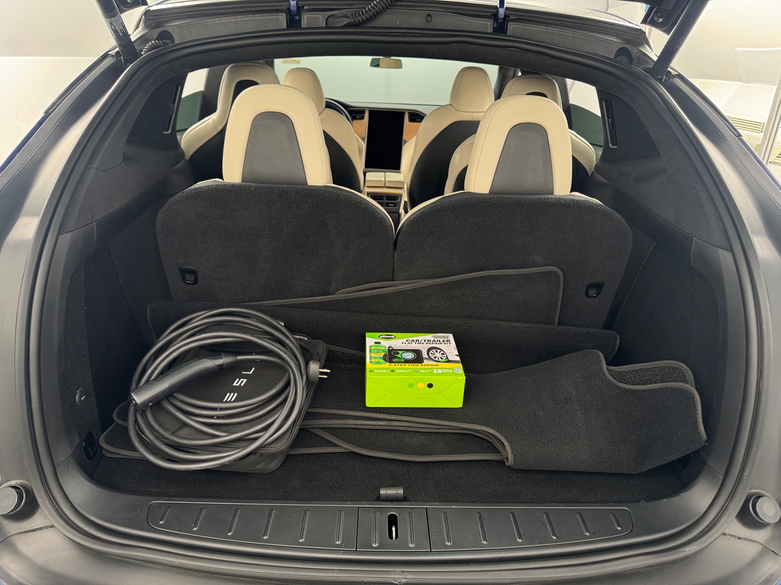 Thumbnail: 2020 Tesla Model X - 6