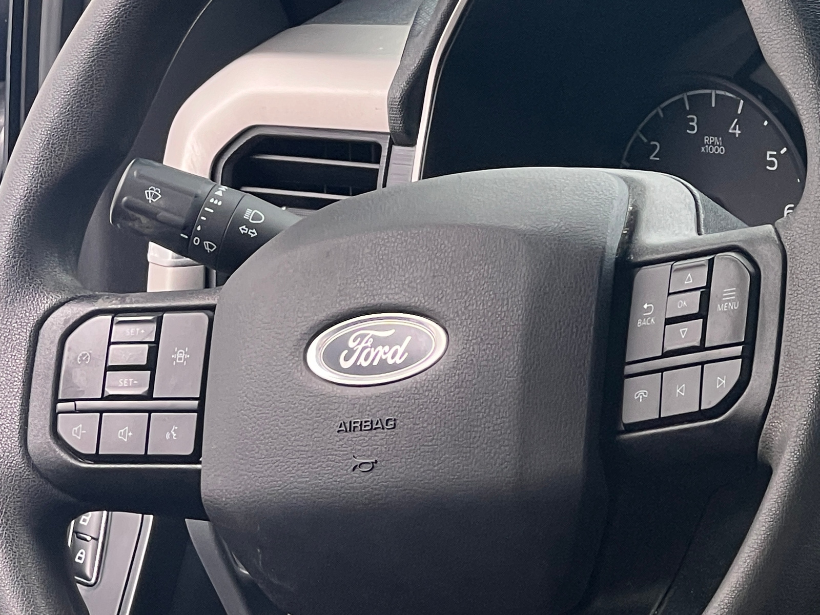 Thumbnail: 2021 Ford Econoline - 5