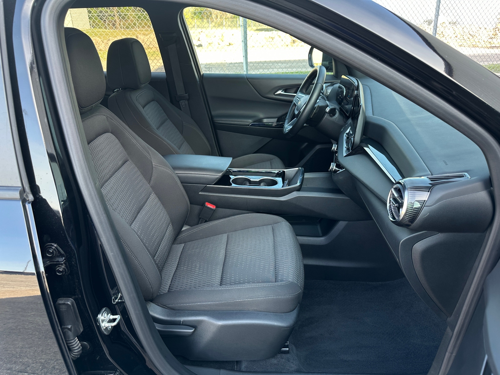 Thumbnail: 2025 Chevrolet Equinox - 2