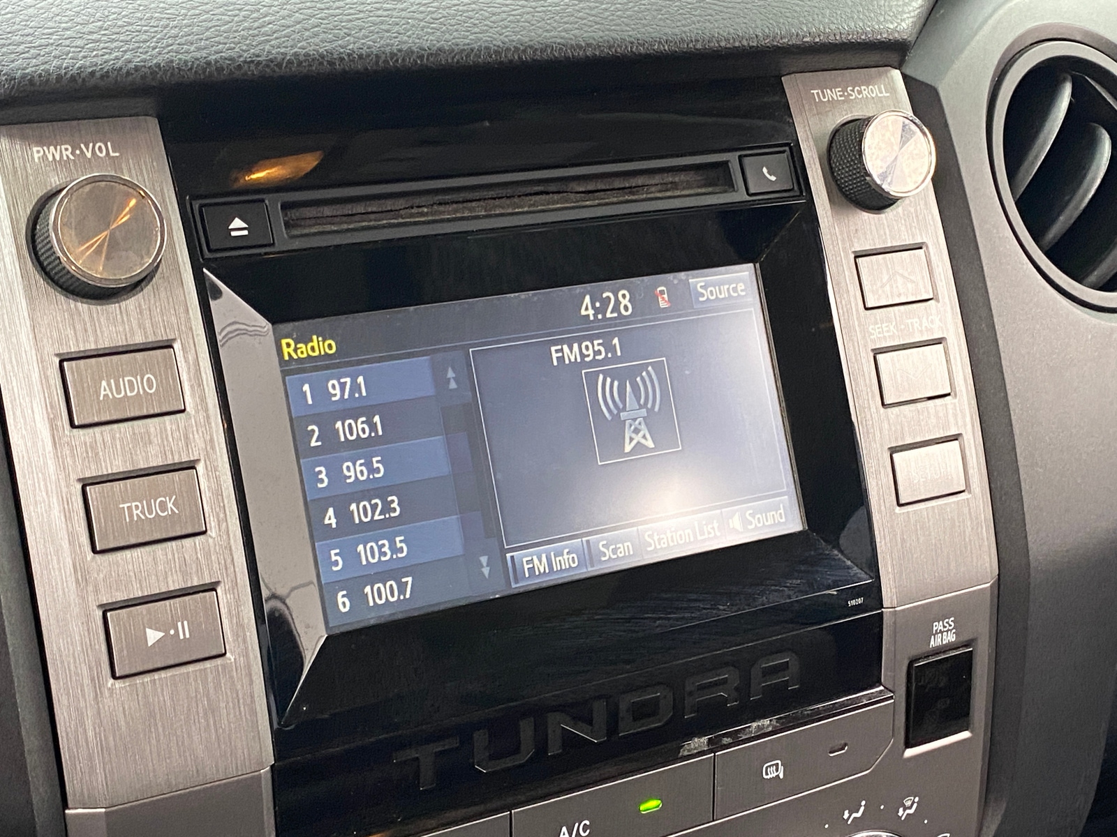 Thumbnail: 2018 Toyota Tundra - 4