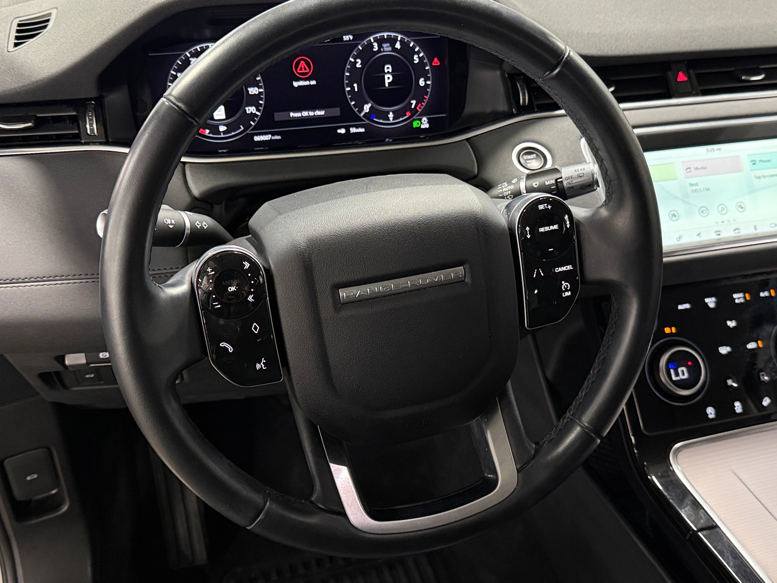 Thumbnail: 2020 Land Rover Range Rover Evoque - 4