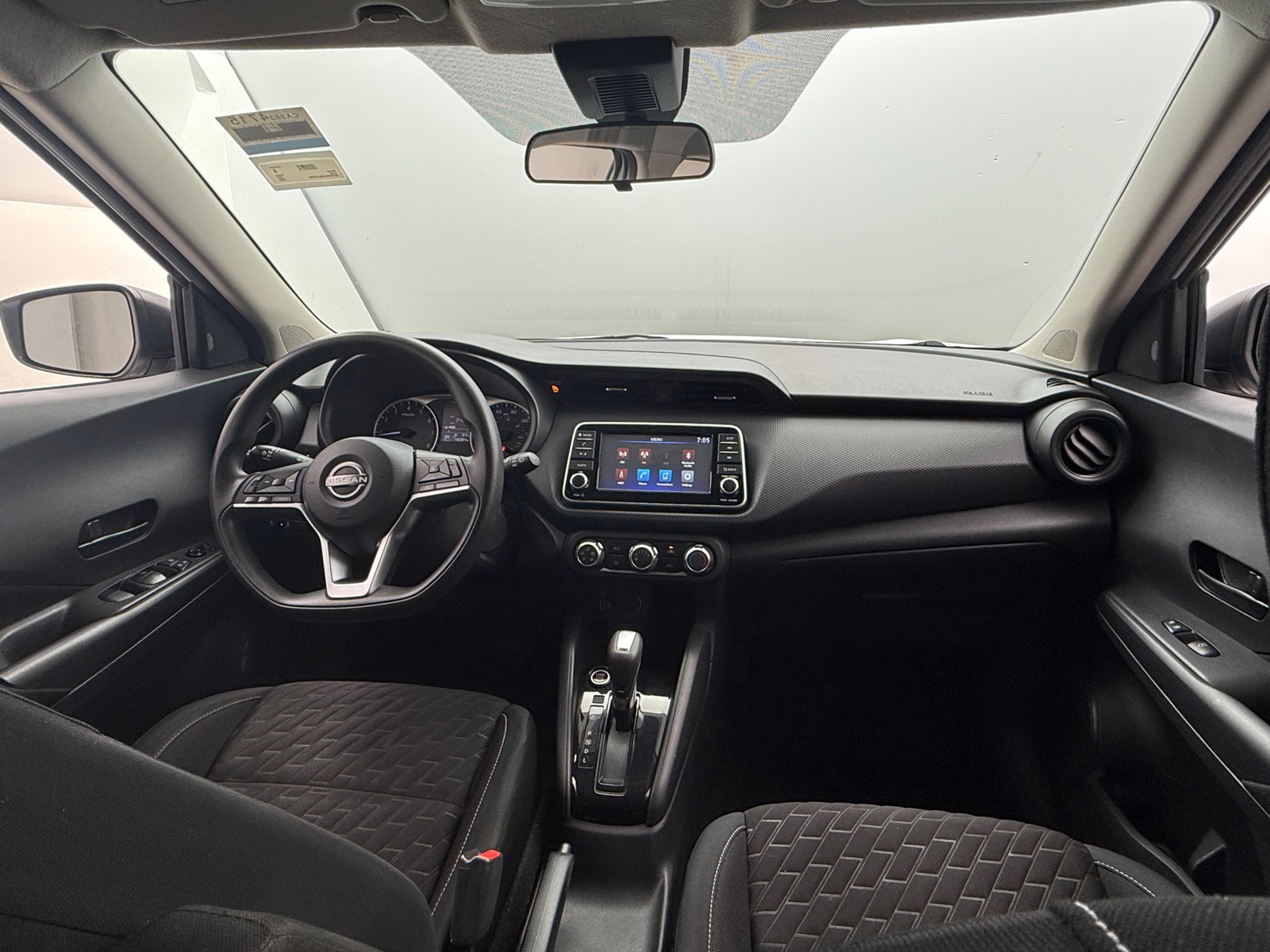 Thumbnail: 2022 Nissan Kicks - 3