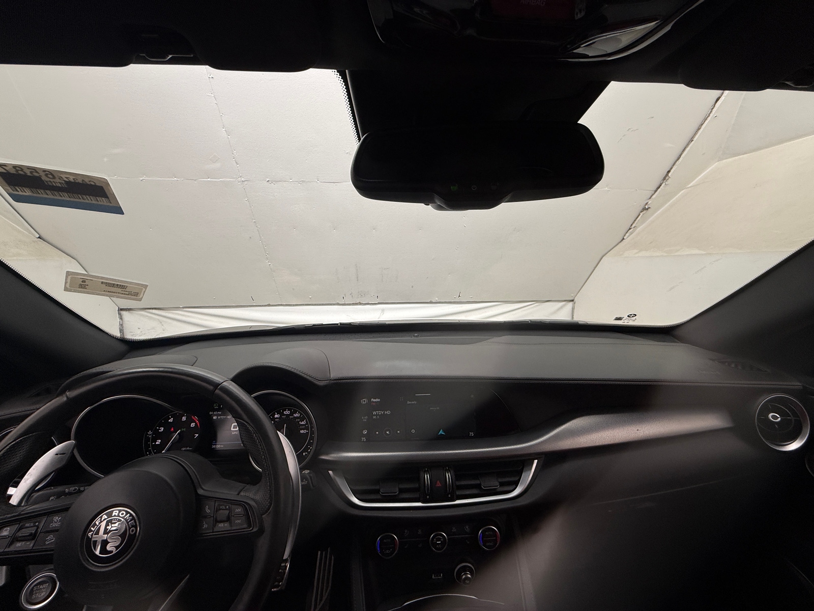 Thumbnail: 2023 Alfa Romeo Stelvio - 2