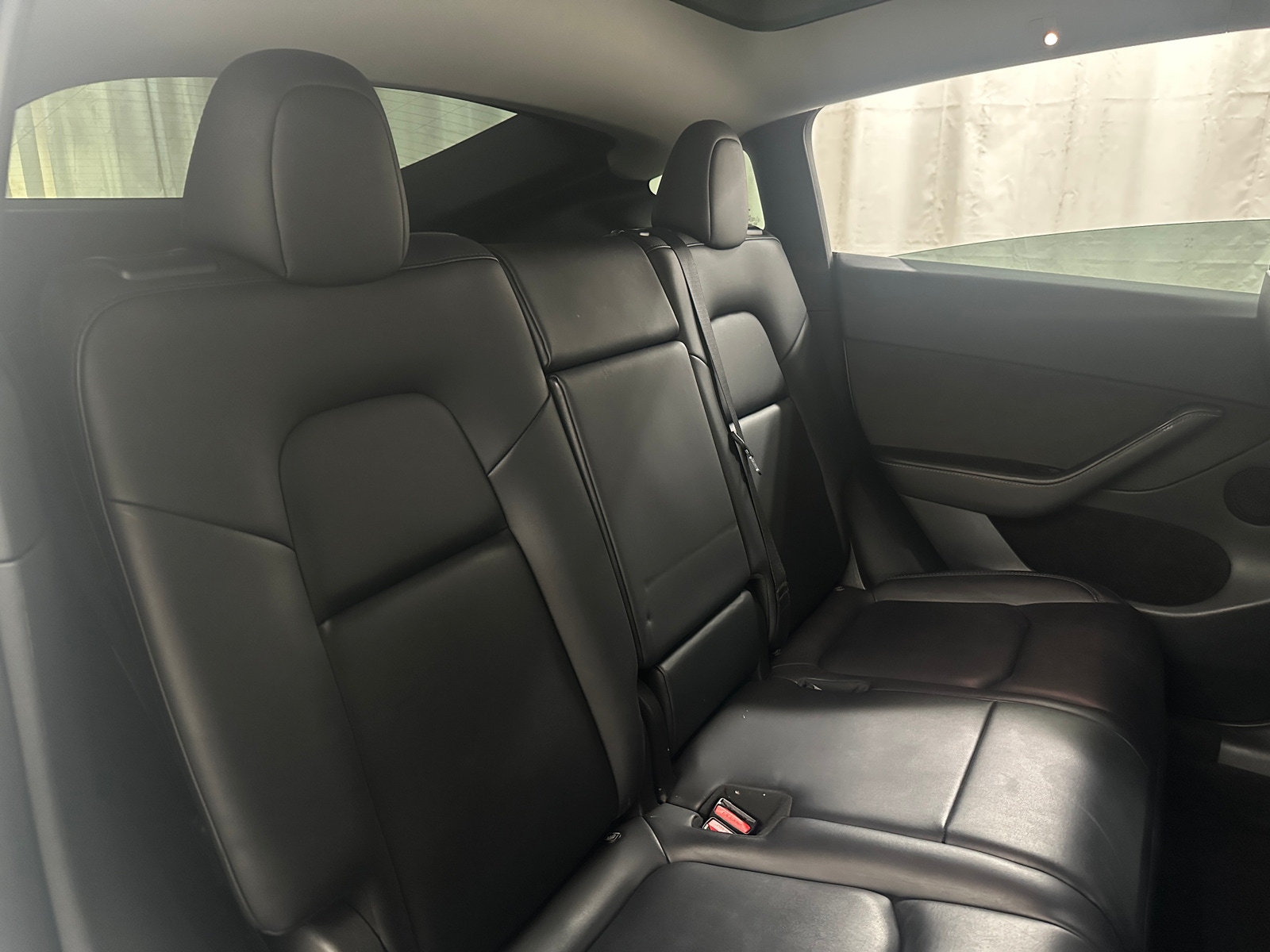 Thumbnail: 2023 Tesla Model Y - 4