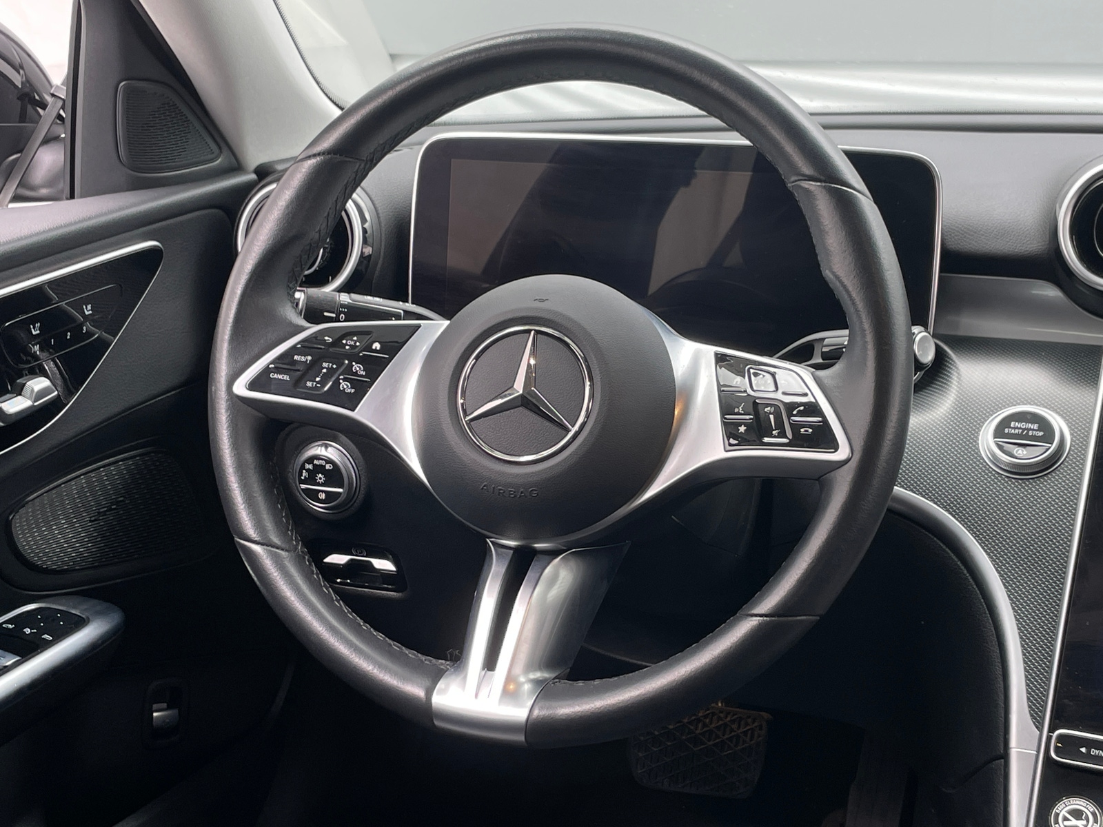 Thumbnail: 2025 Mercedes-Benz C-Class - 4