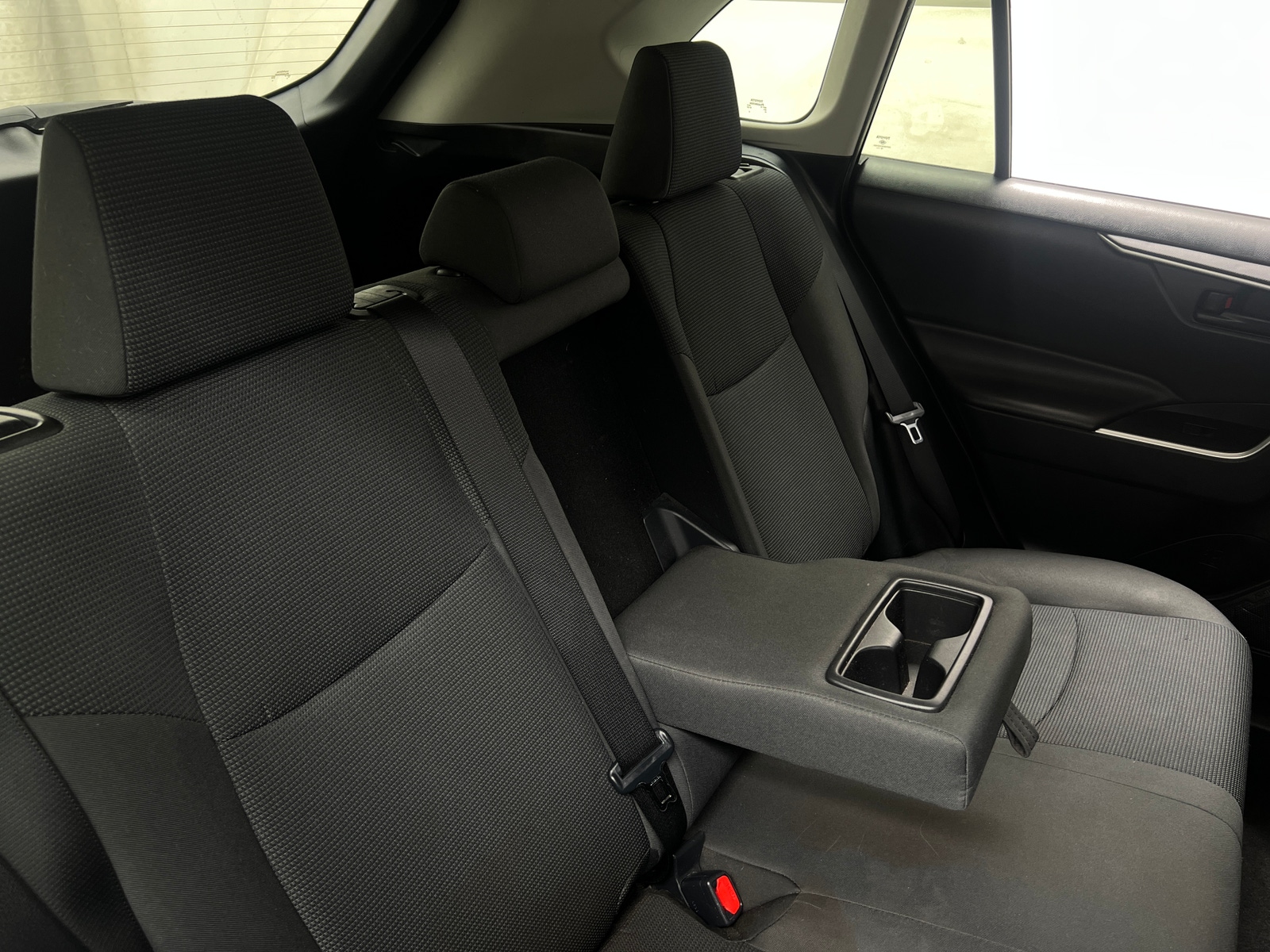 Thumbnail: 2019 Toyota RAV4 - 6