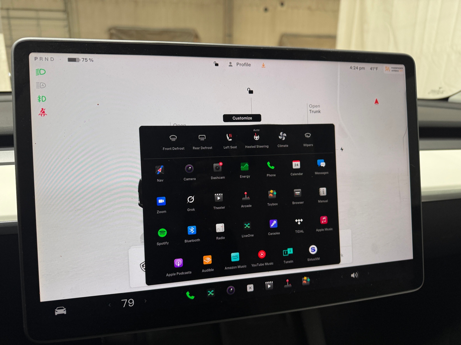 Thumbnail: 2022 Tesla Model Y - 3