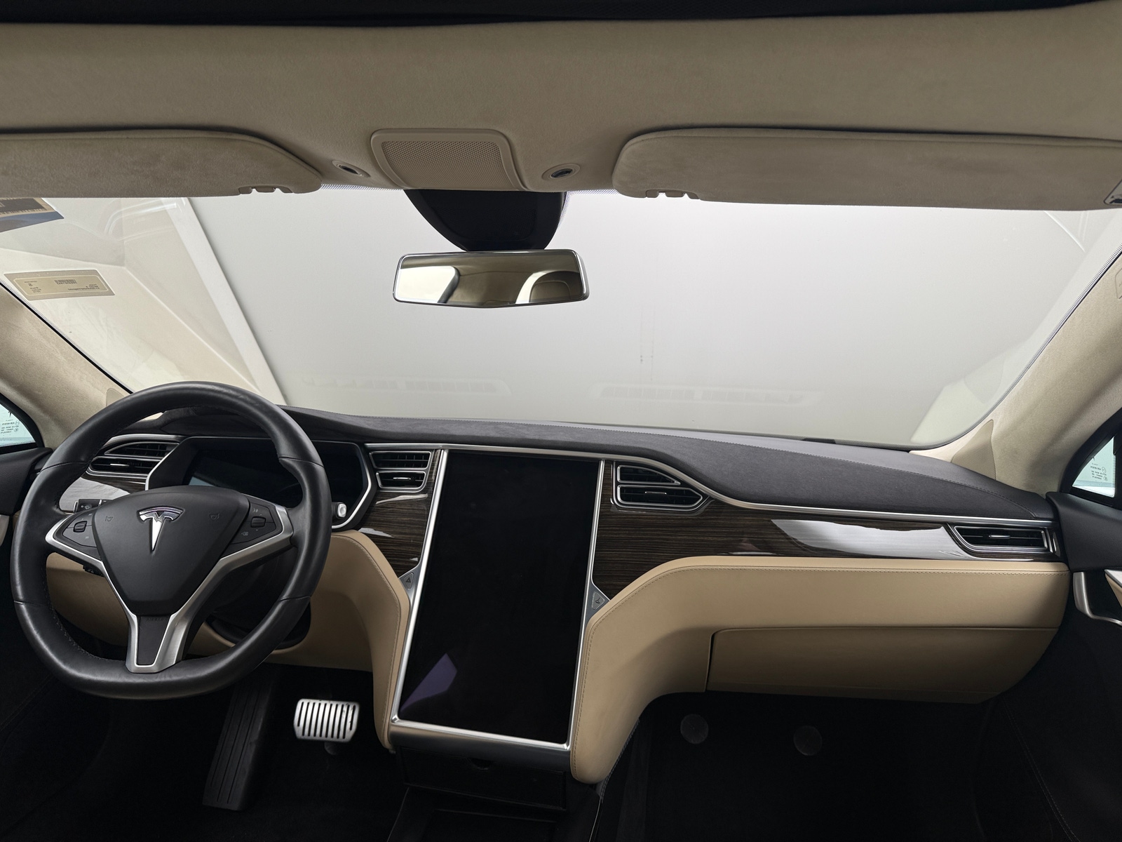 Thumbnail: 2015 Tesla Model S - 2
