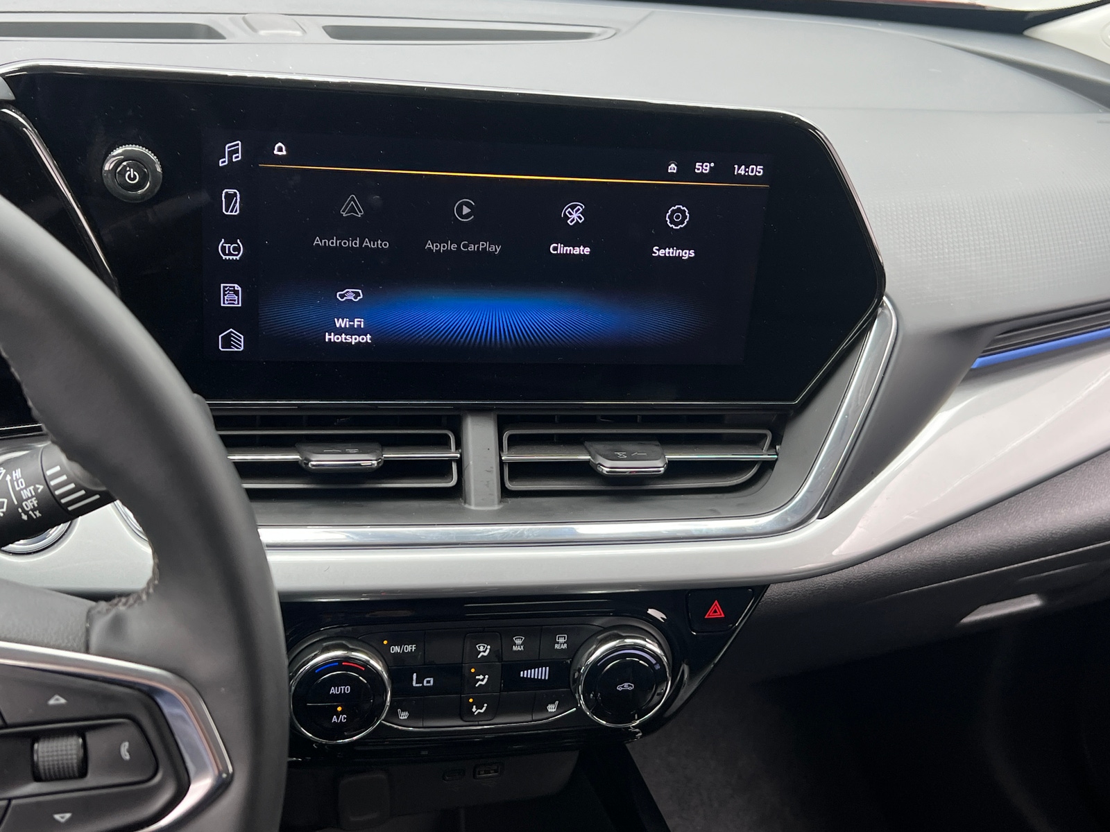 Thumbnail: 2025 Chevrolet Trax - 4