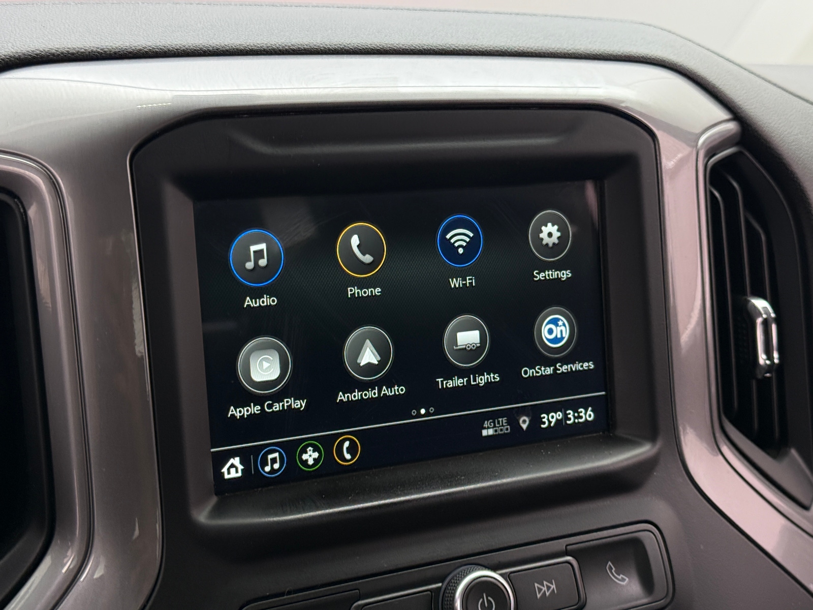 Thumbnail: 2019 Chevrolet Silverado 1500 - 4