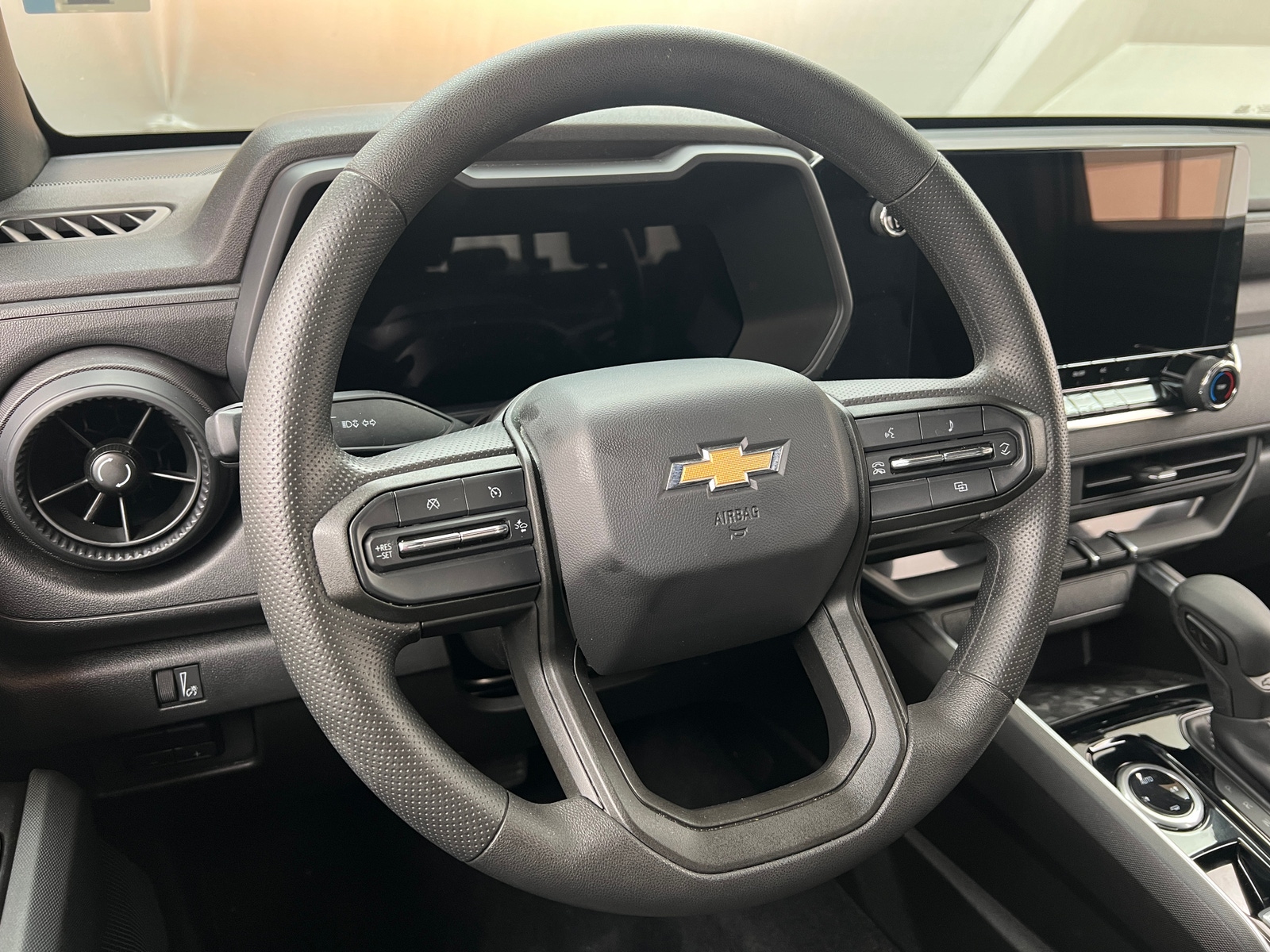 Thumbnail: 2026 Chevrolet Colorado - 5