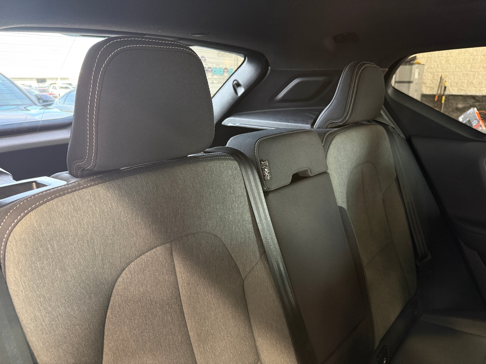 Thumbnail: 2024 Volvo XC40 - 6