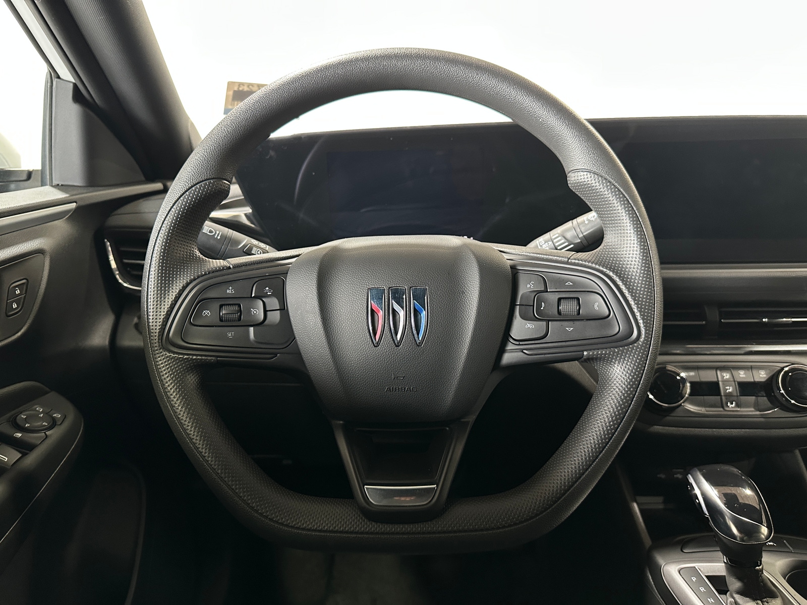 Thumbnail: 2025 Buick Envista - 5