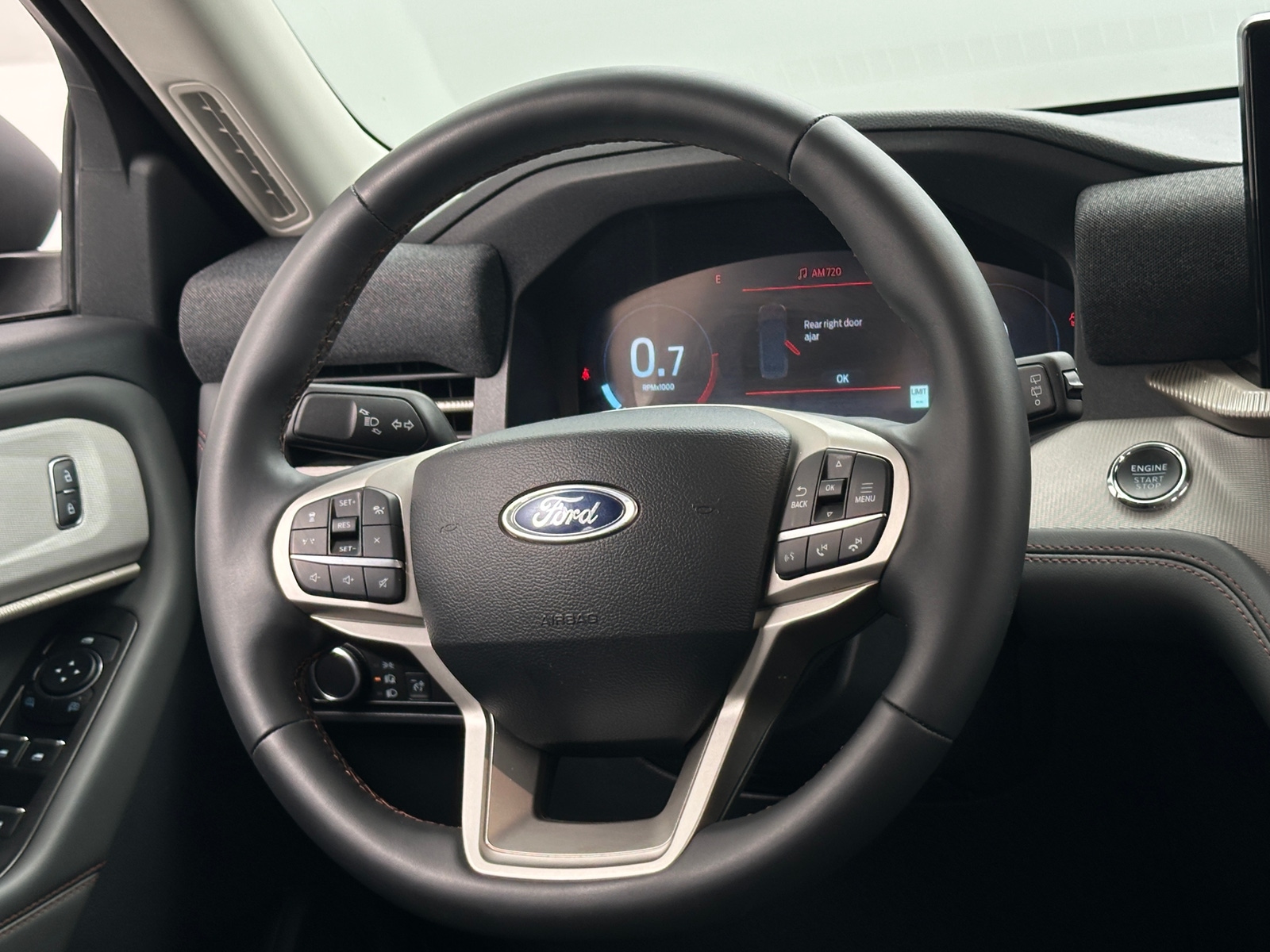 Thumbnail: 2025 Ford Explorer - 5