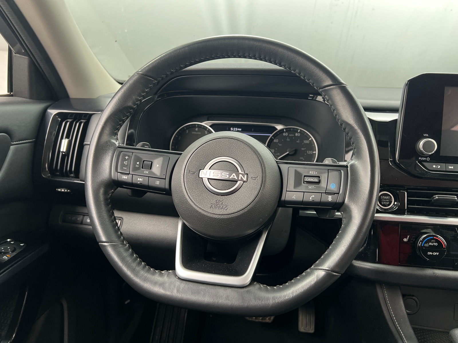 Thumbnail: 2022 Nissan Pathfinder - 5