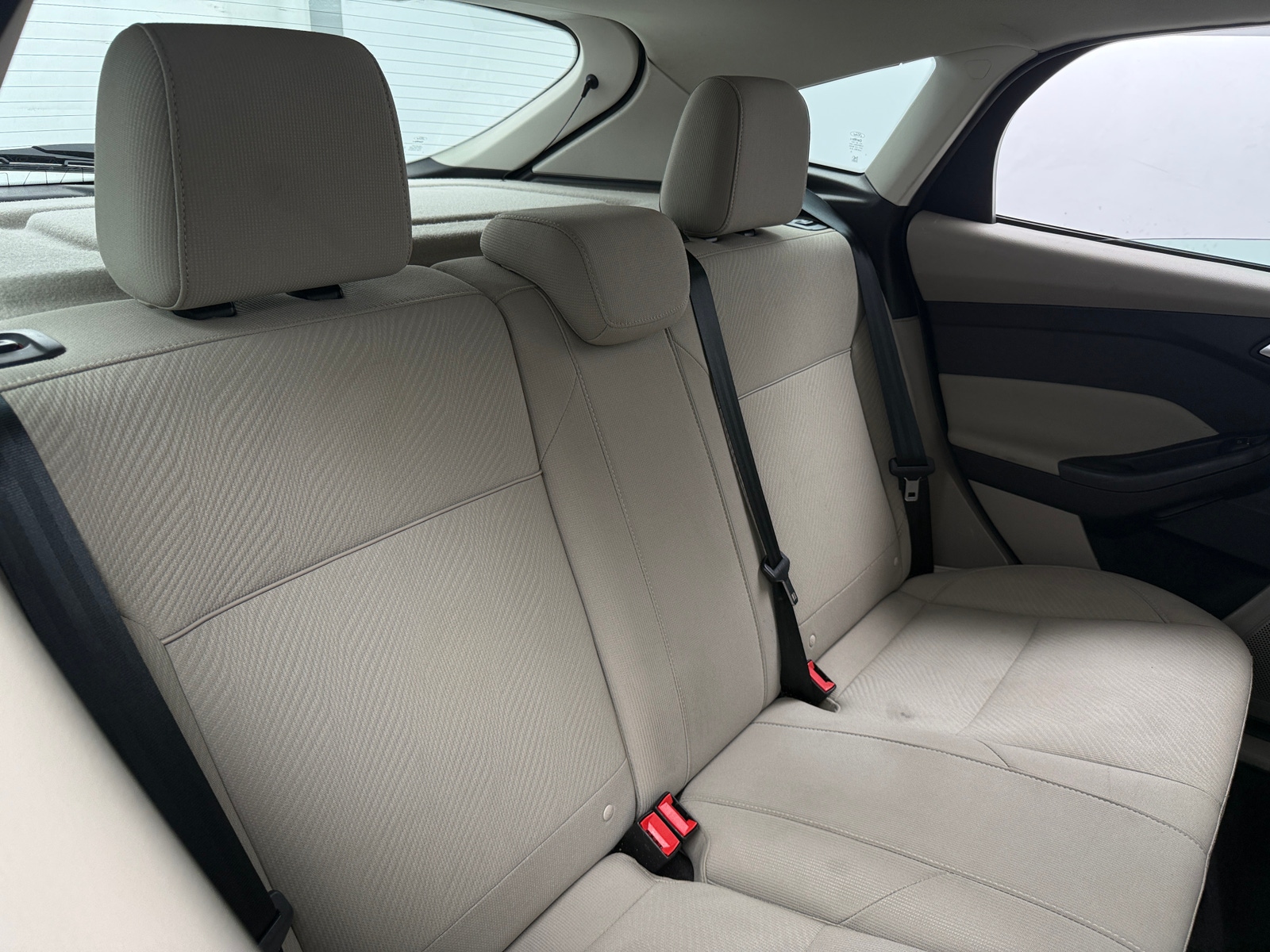 Thumbnail: 2017 Ford Focus - 6