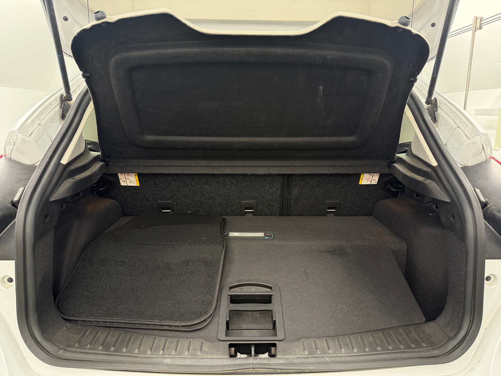 Thumbnail: 2017 Ford Focus - 7