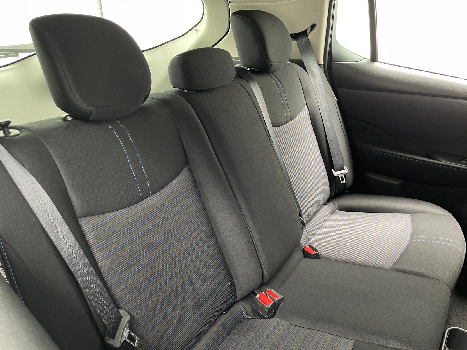 Thumbnail: 2023 Nissan Leaf - 6