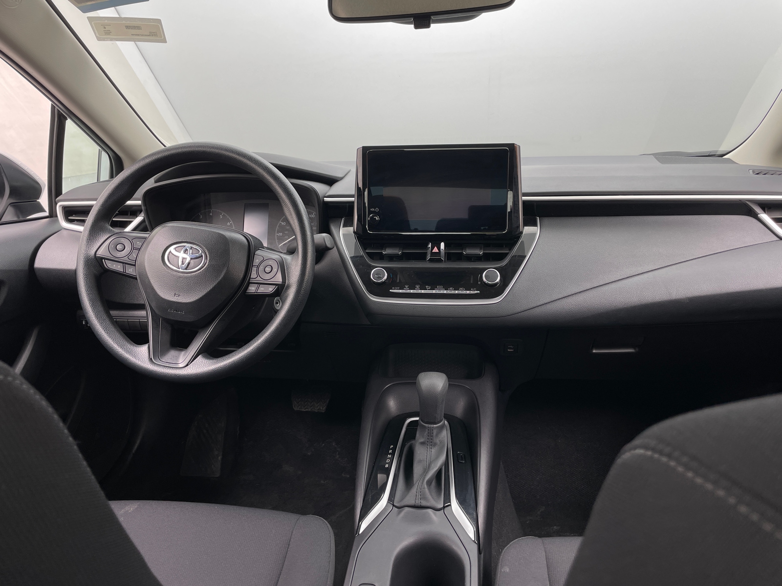 Thumbnail: 2025 Toyota Corolla - 3