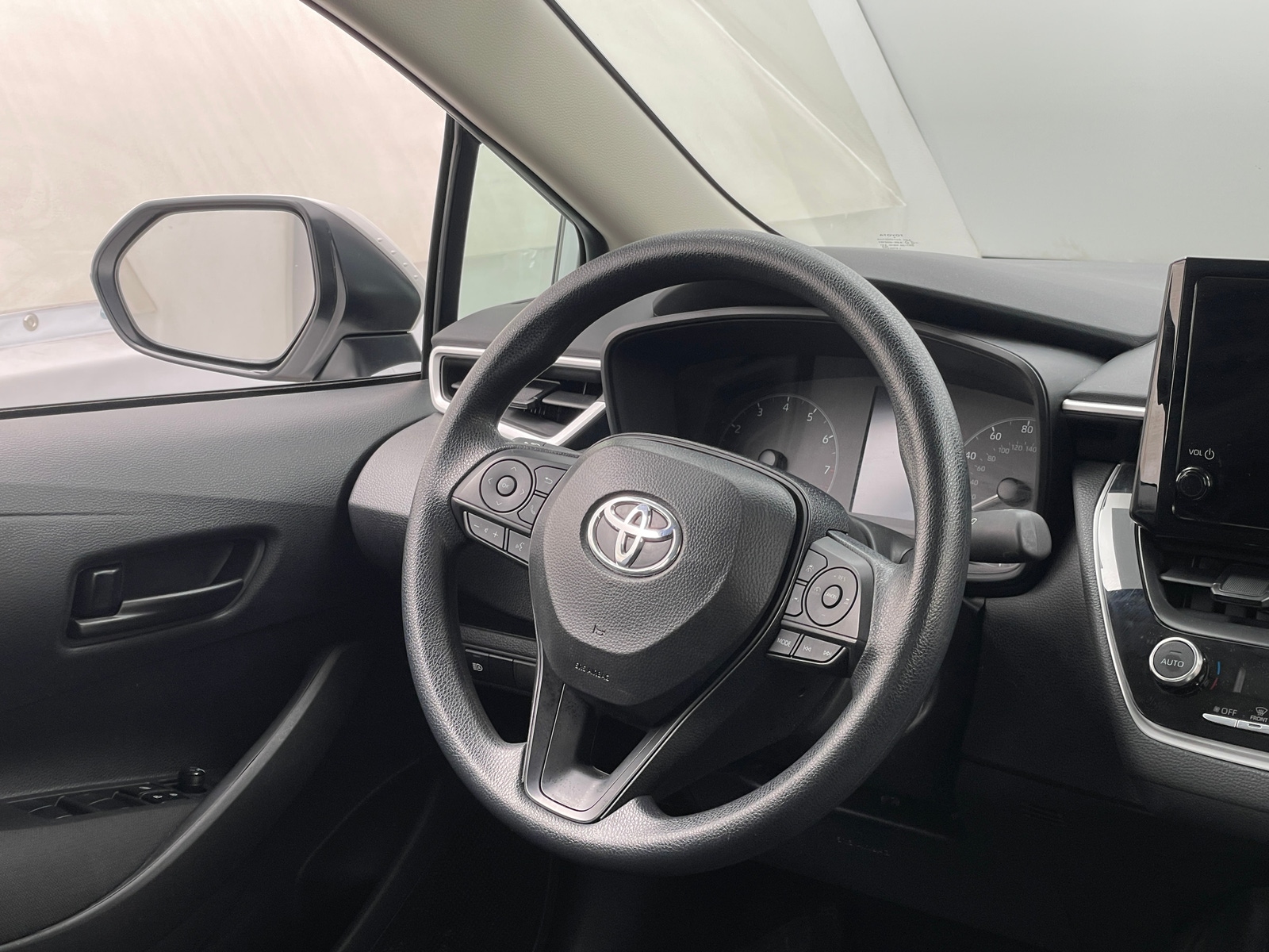 Thumbnail: 2025 Toyota Corolla - 5