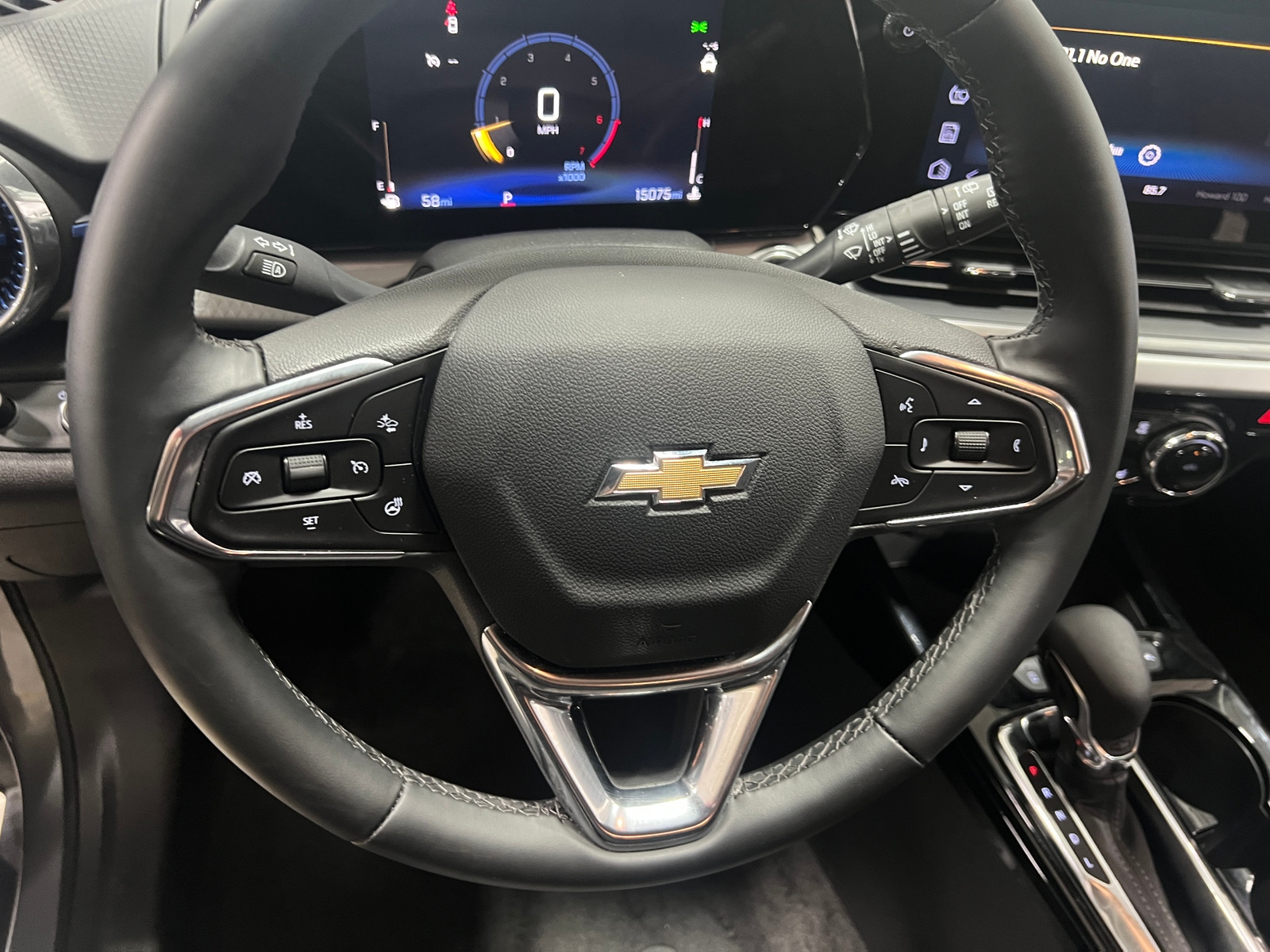 Thumbnail: 2025 Chevrolet Trax - 5