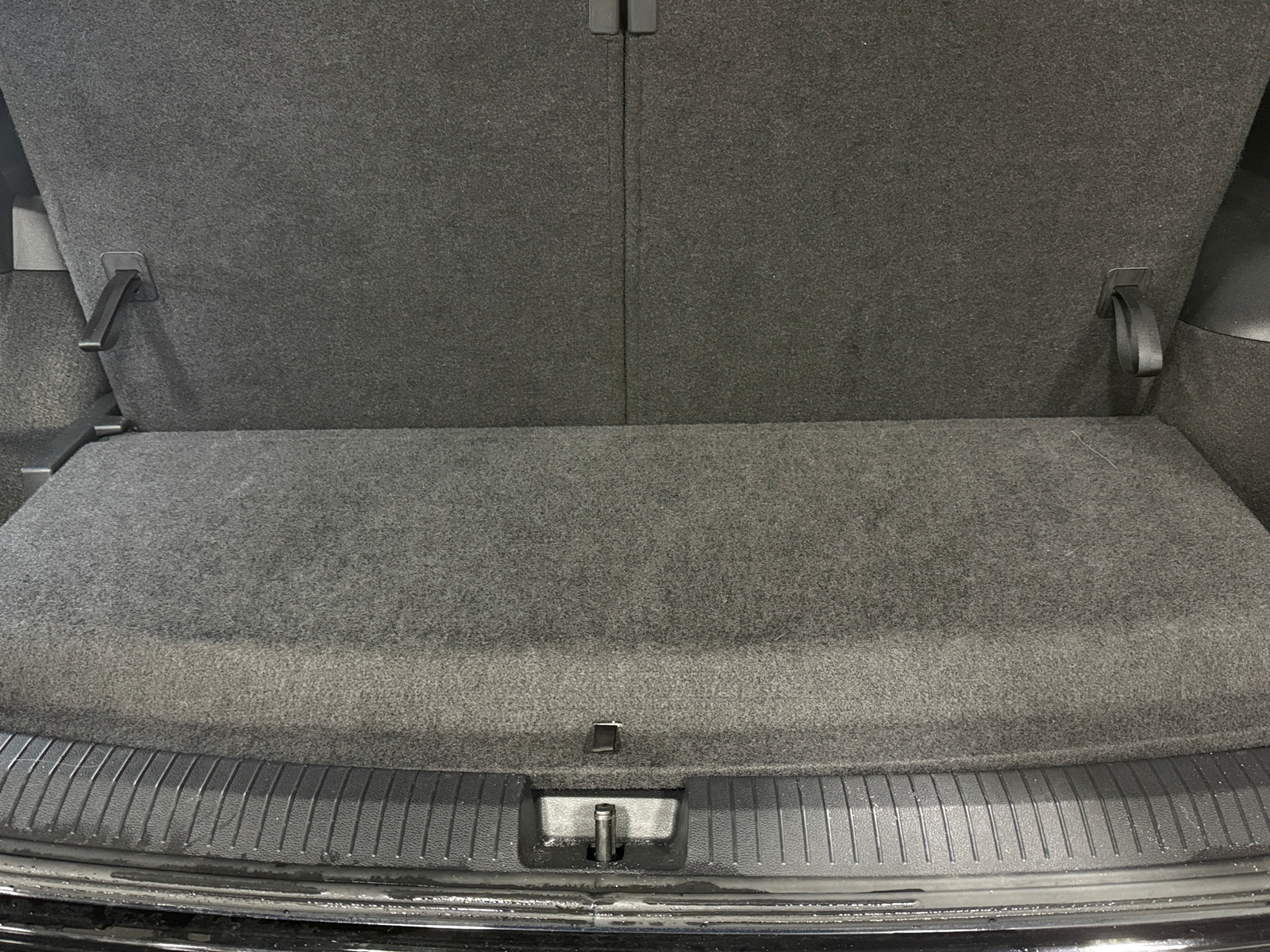 Thumbnail: 2024 Volkswagen Tiguan - 7