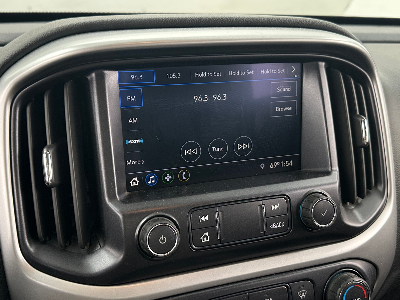 Thumbnail: 2021 Chevrolet Colorado - 4