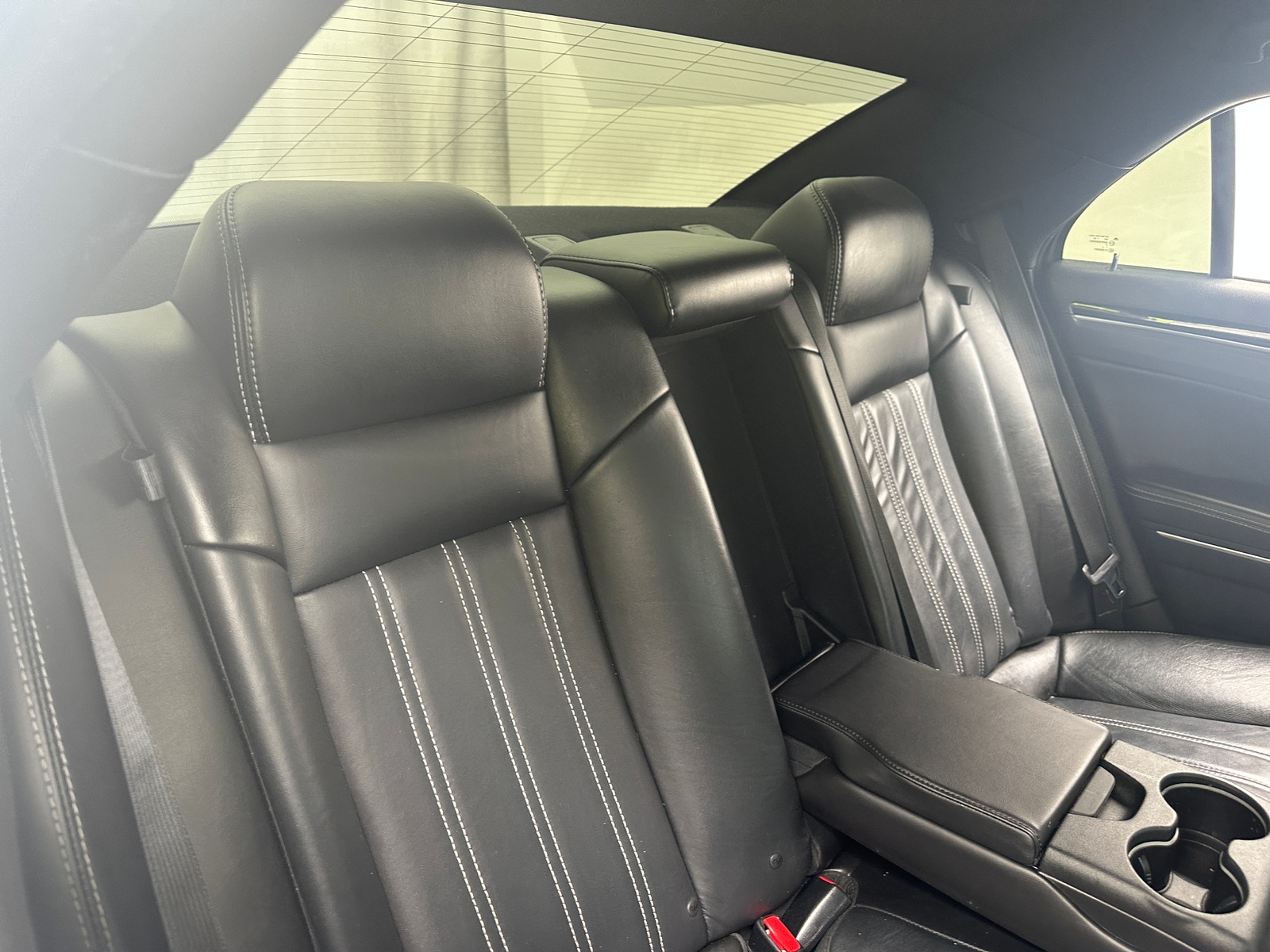 Thumbnail: 2017 Chrysler 300 - 5