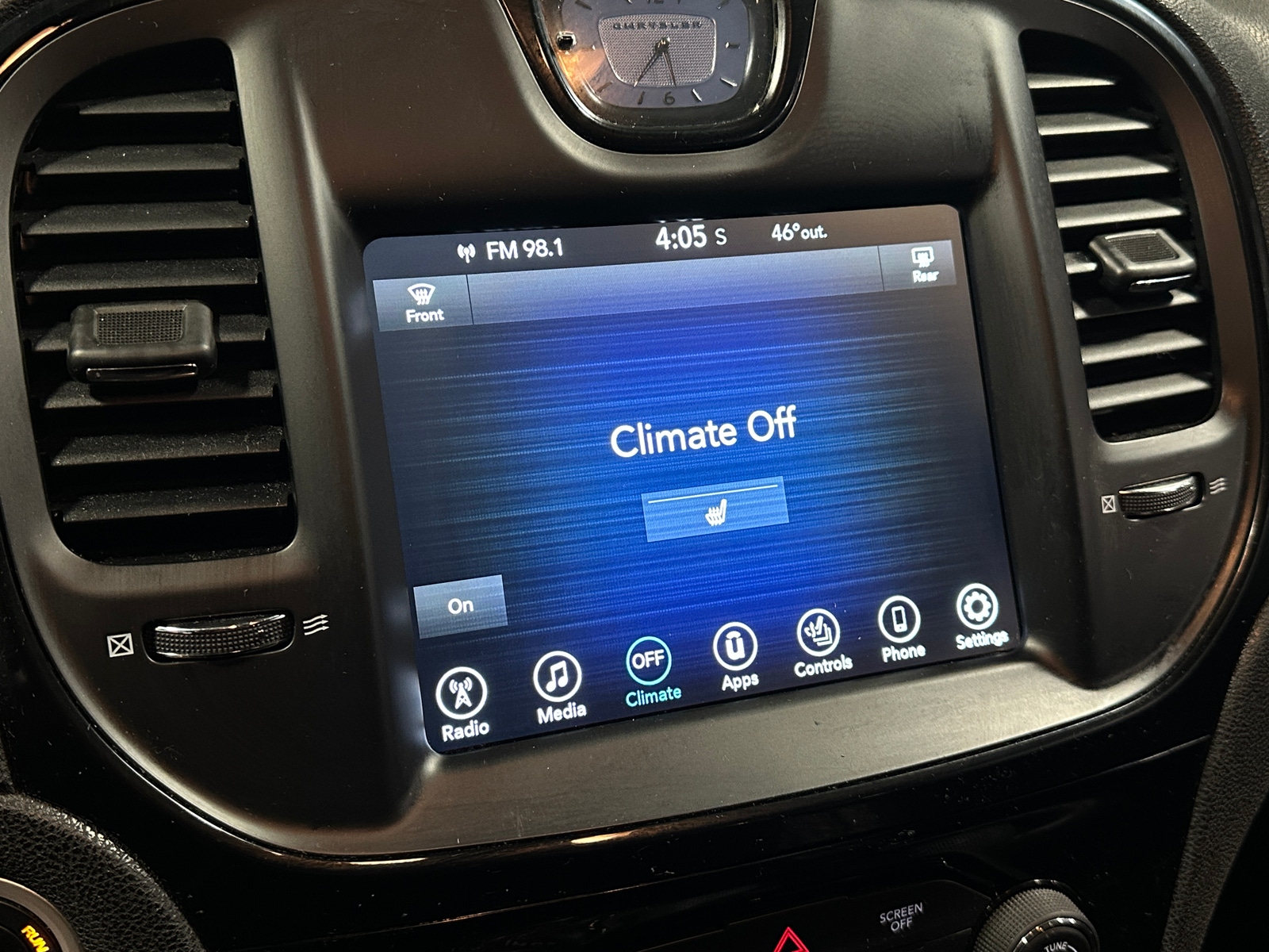 Thumbnail: 2017 Chrysler 300 - 3