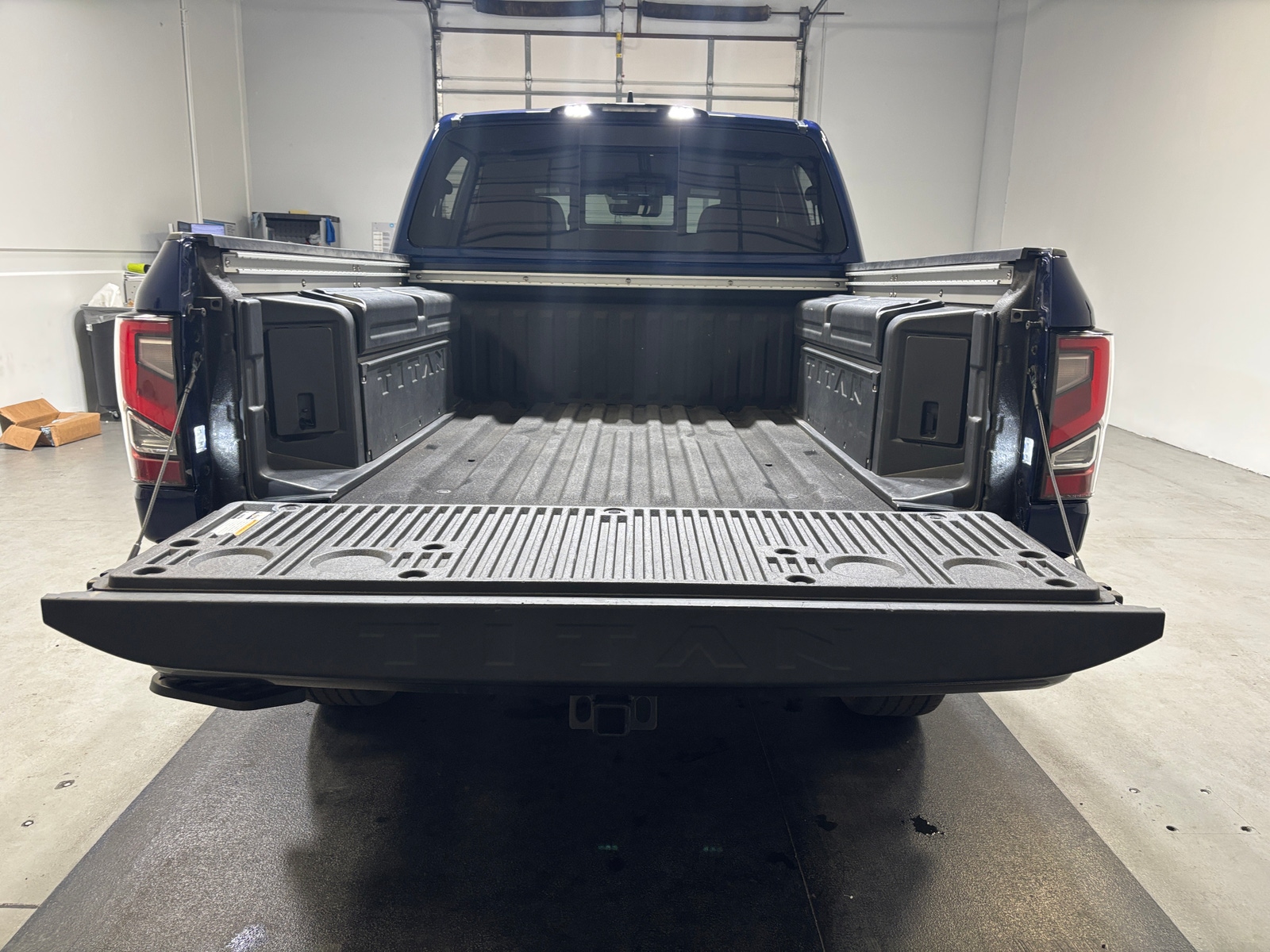 Thumbnail: 2024 Nissan Titan - 6