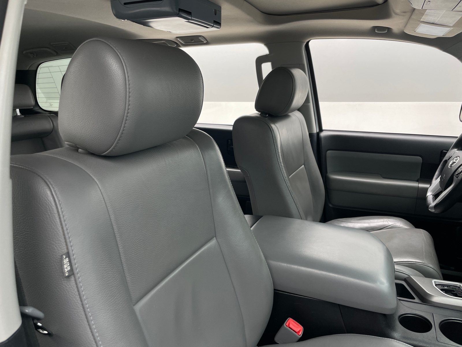 Thumbnail: 2016 Toyota Sequoia - 2