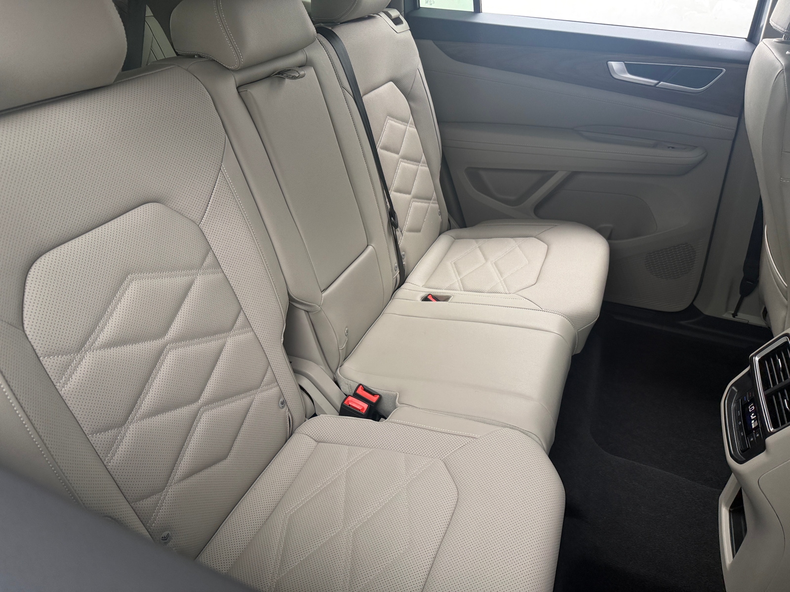 Thumbnail: 2025 Volkswagen Atlas - 5