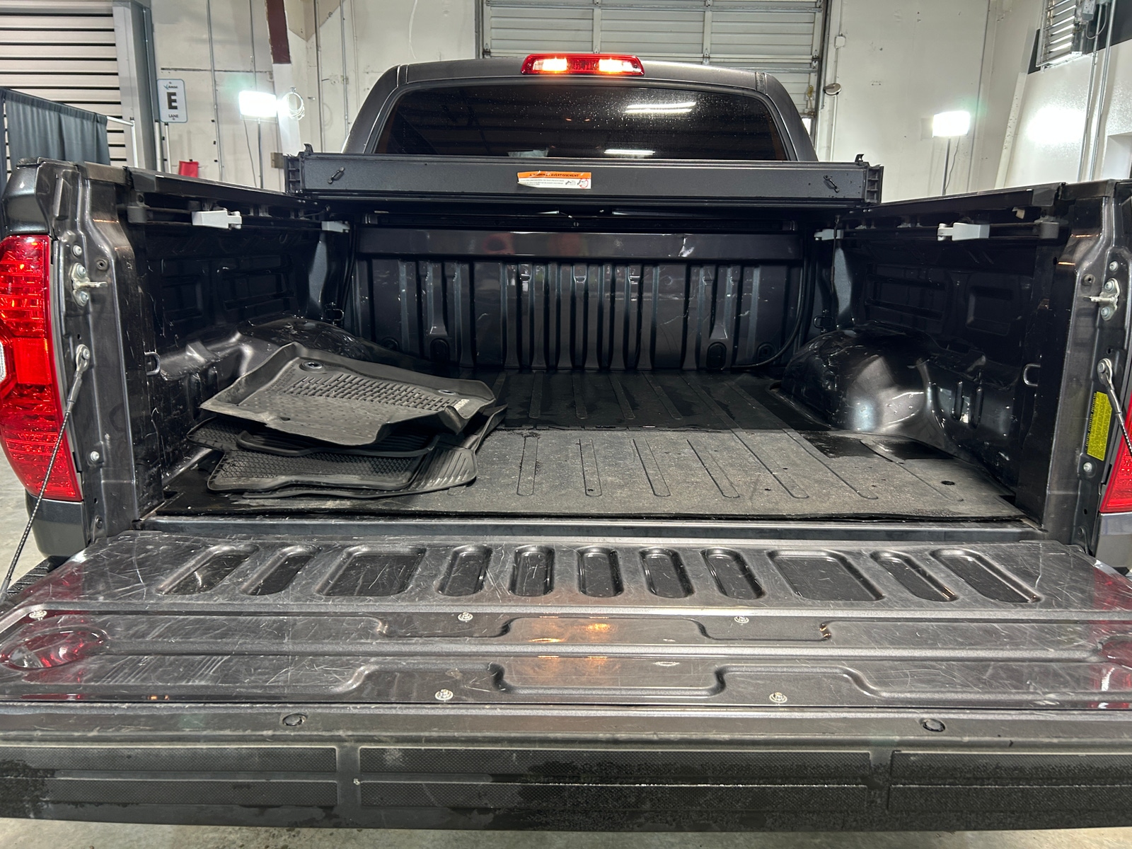 Thumbnail: 2018 Toyota Tundra - 6