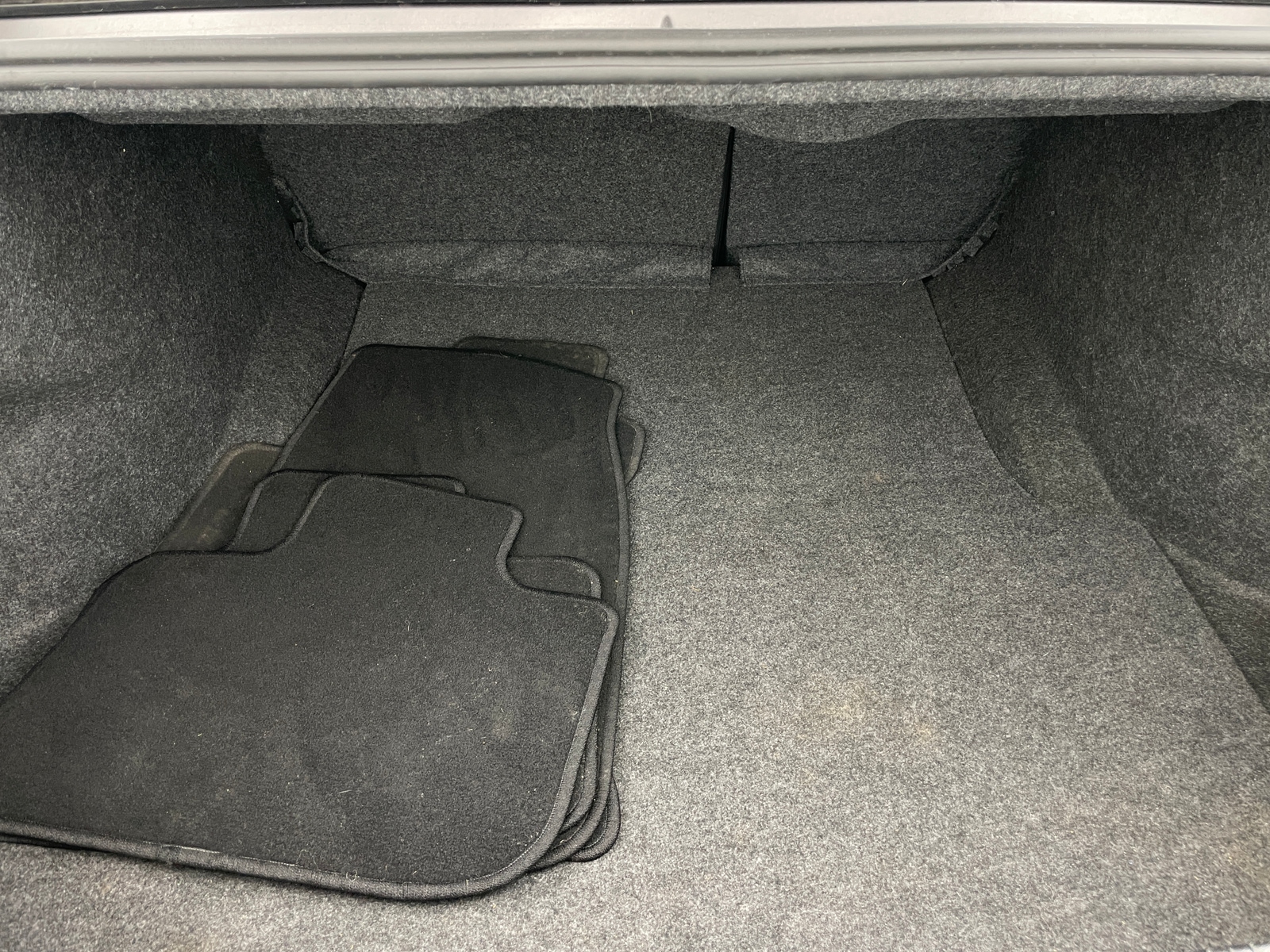 Thumbnail: 2022 Chrysler 300 - 7