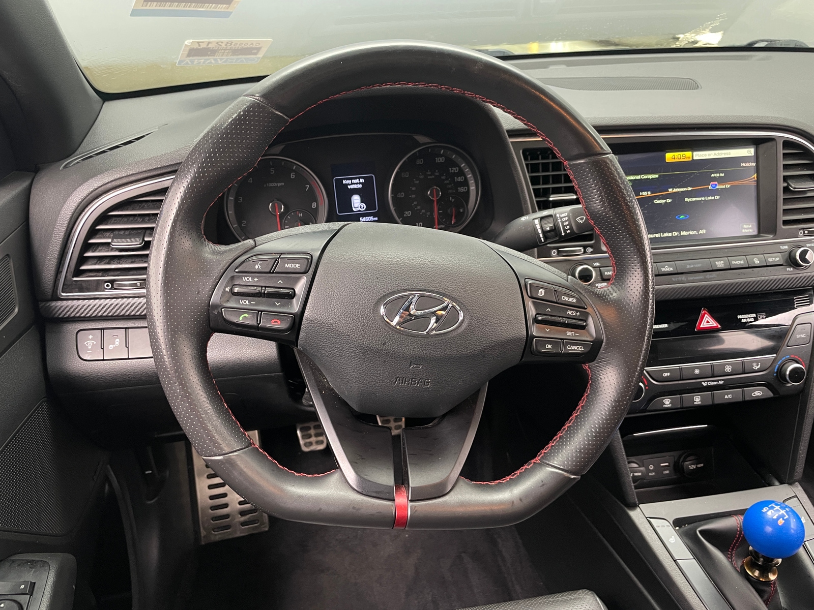 Thumbnail: 2017 Hyundai Elantra - 4