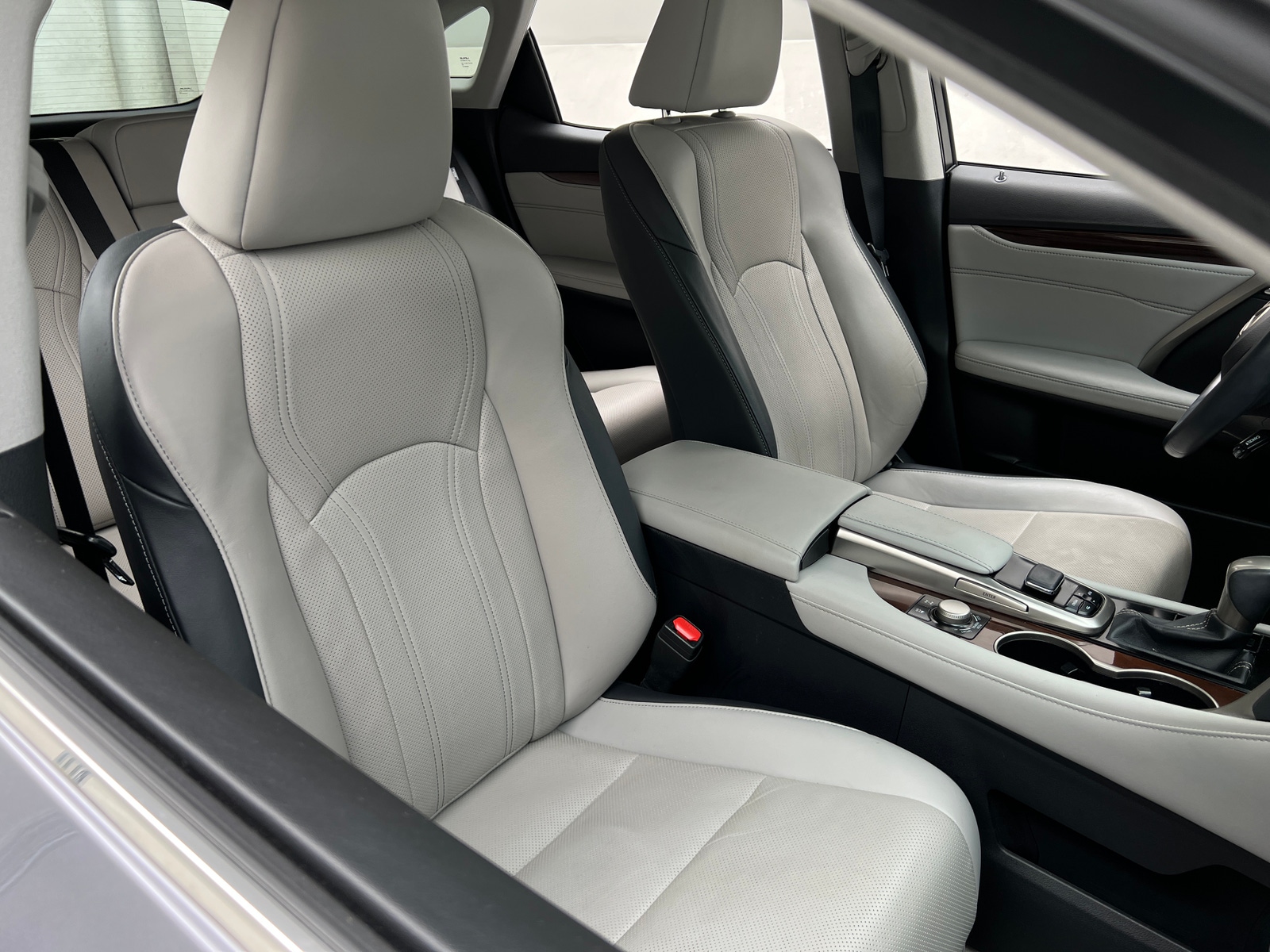 Thumbnail: 2016 Lexus RX - 2