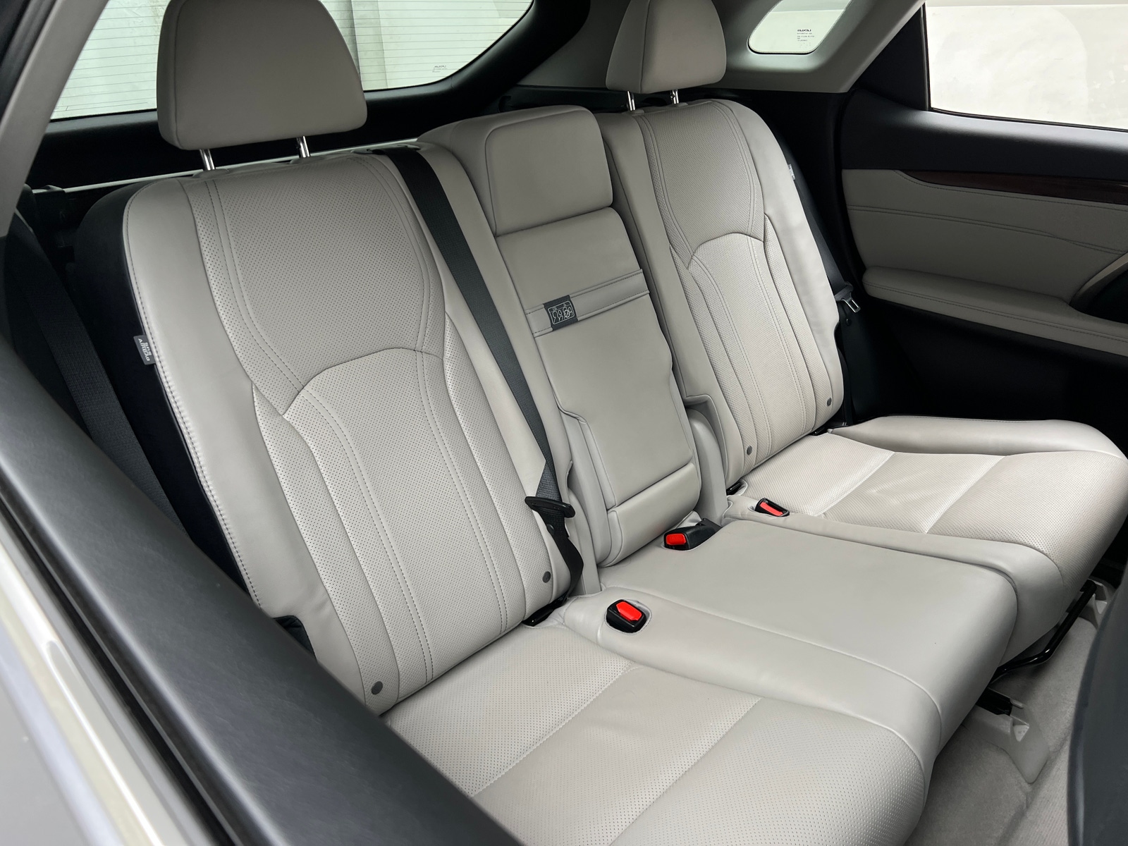 Thumbnail: 2016 Lexus RX - 6