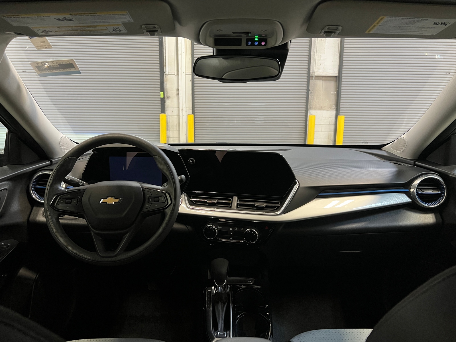 Thumbnail: 2025 Chevrolet Trax - 3