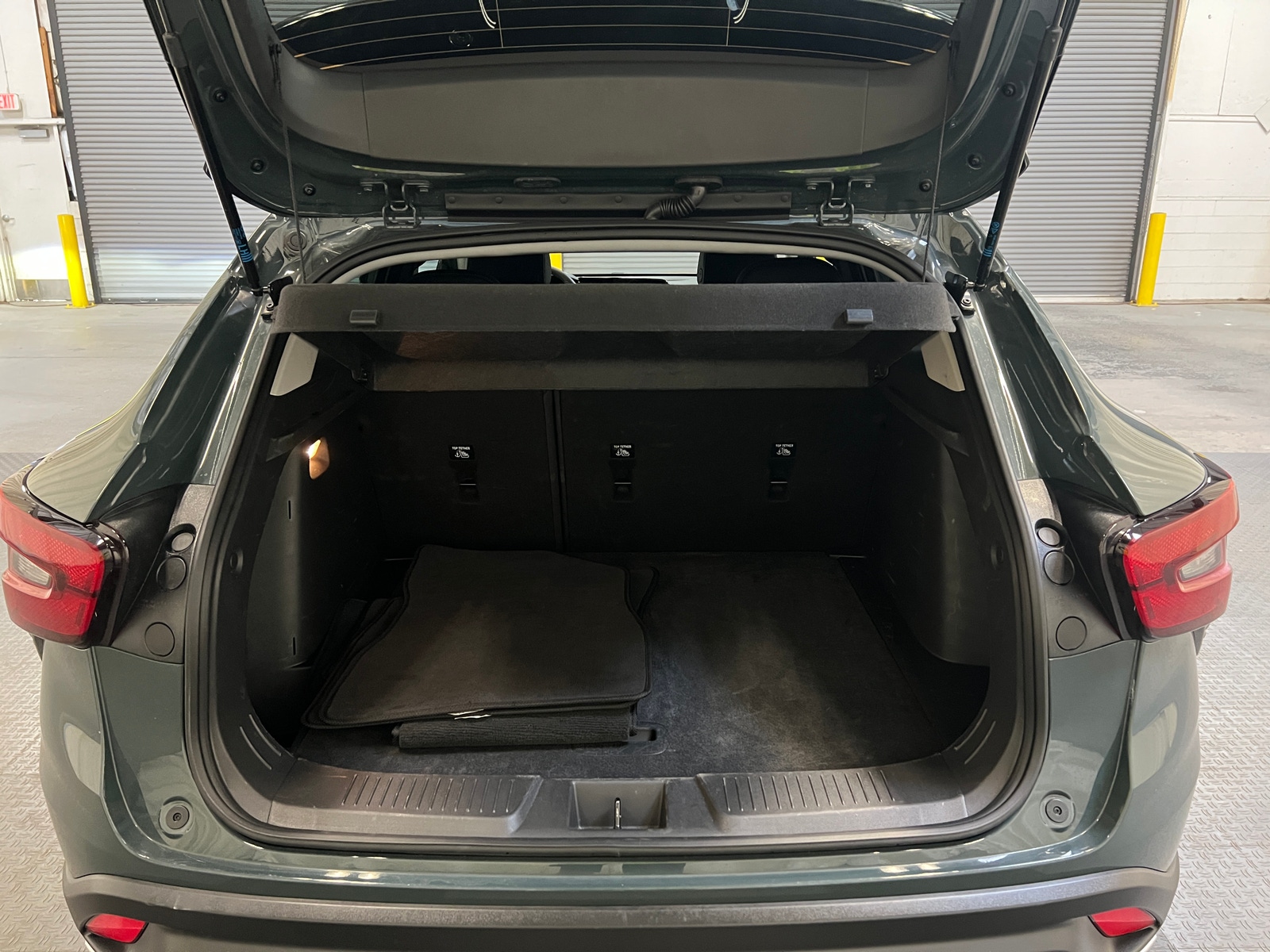 Thumbnail: 2025 Chevrolet Trax - 7