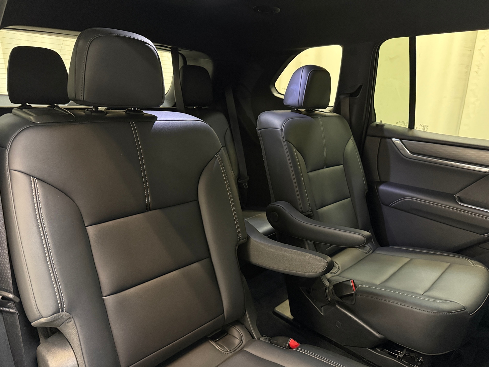 Thumbnail: 2024 GMC Acadia - 5